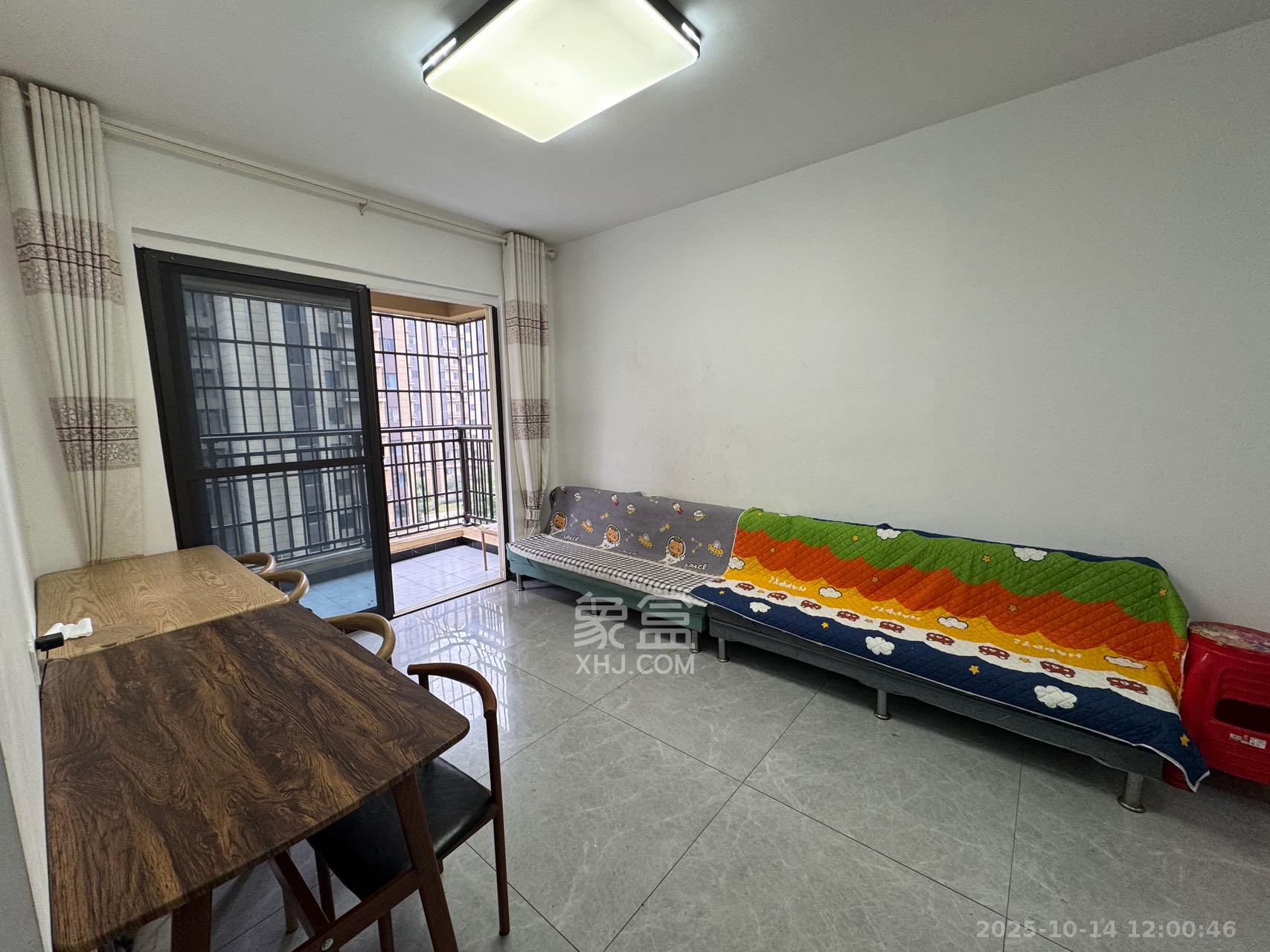 保利东郡  3室2厅1卫    1500.0元/月 保利东郡  3室2厅1卫    1500.0元/月室内图