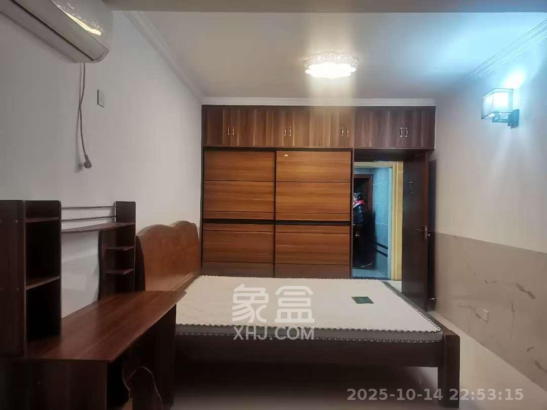 东驿竹园 4室2厅2卫 3500.0元/月 东驿竹园 4室2厅2卫 3500.0元/月室内图