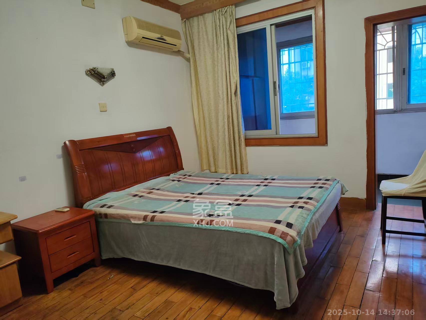 机械化宿舍  2室1厅1卫    1400.0元/月室内图