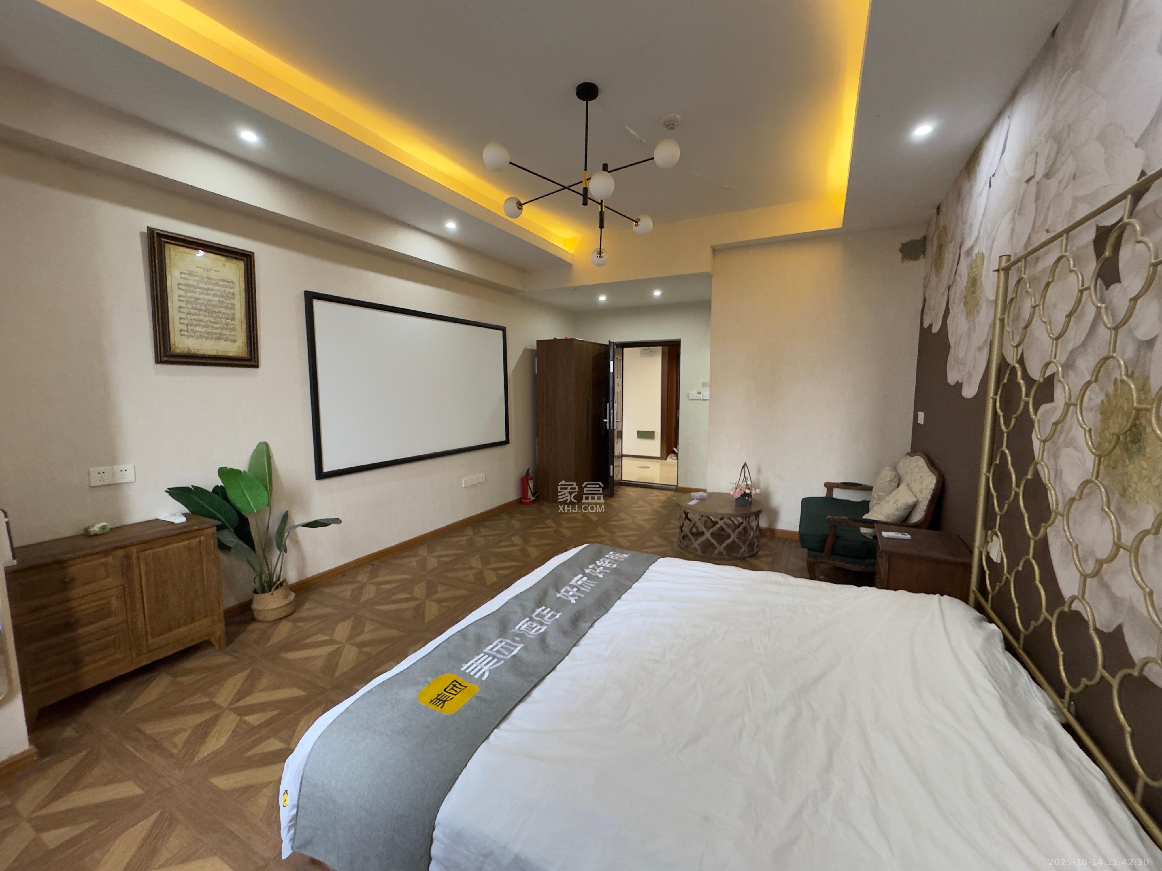 洋湖时代  1室0厅0卫    1100.0元/月 洋湖时代  1室0厅0卫    1100.0元/月室内图