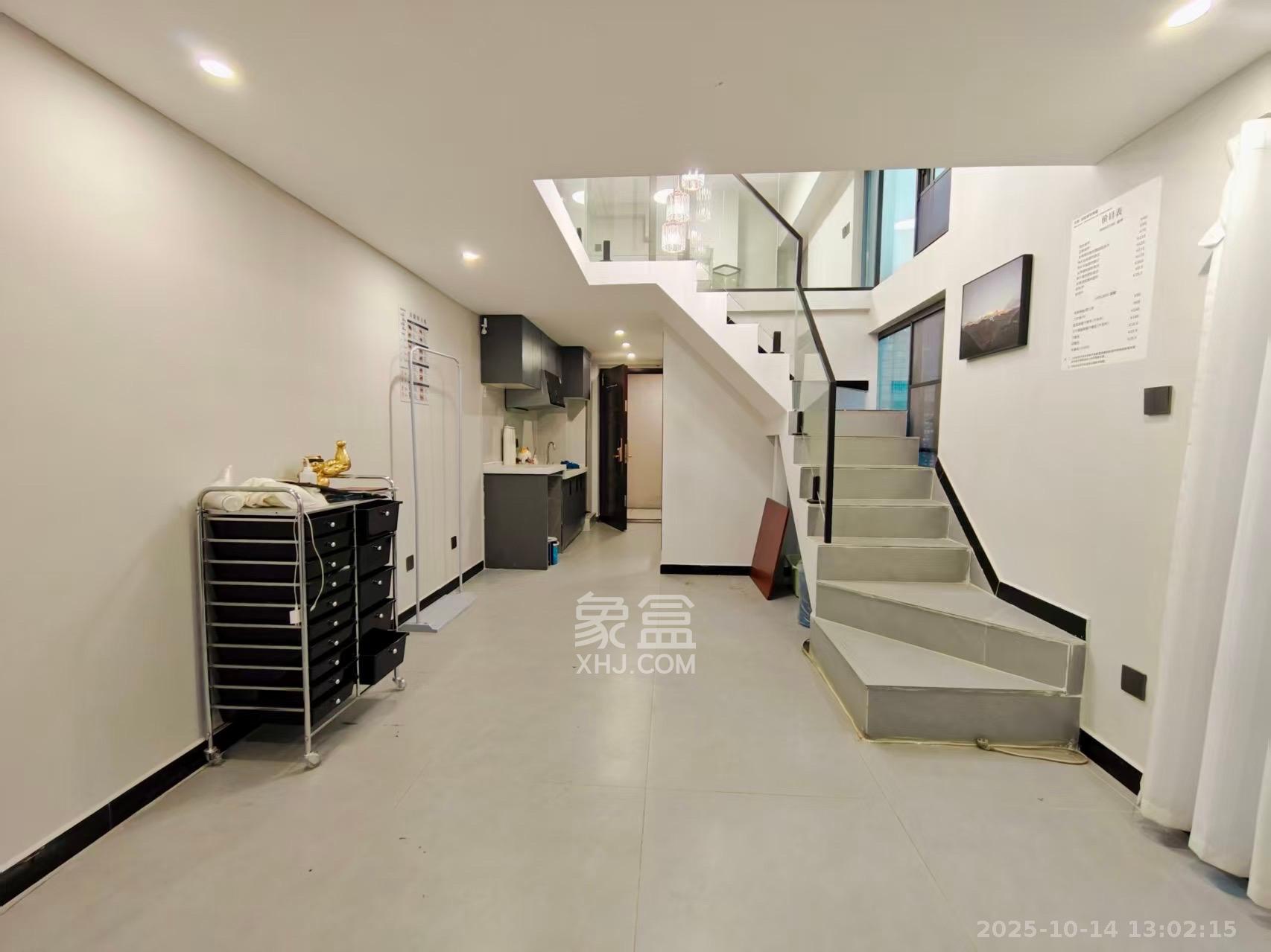 启迪协信中心  1室1厅1卫    2600.0元/月 启迪协信中心  1室1厅1卫    2600.0元/月室内图