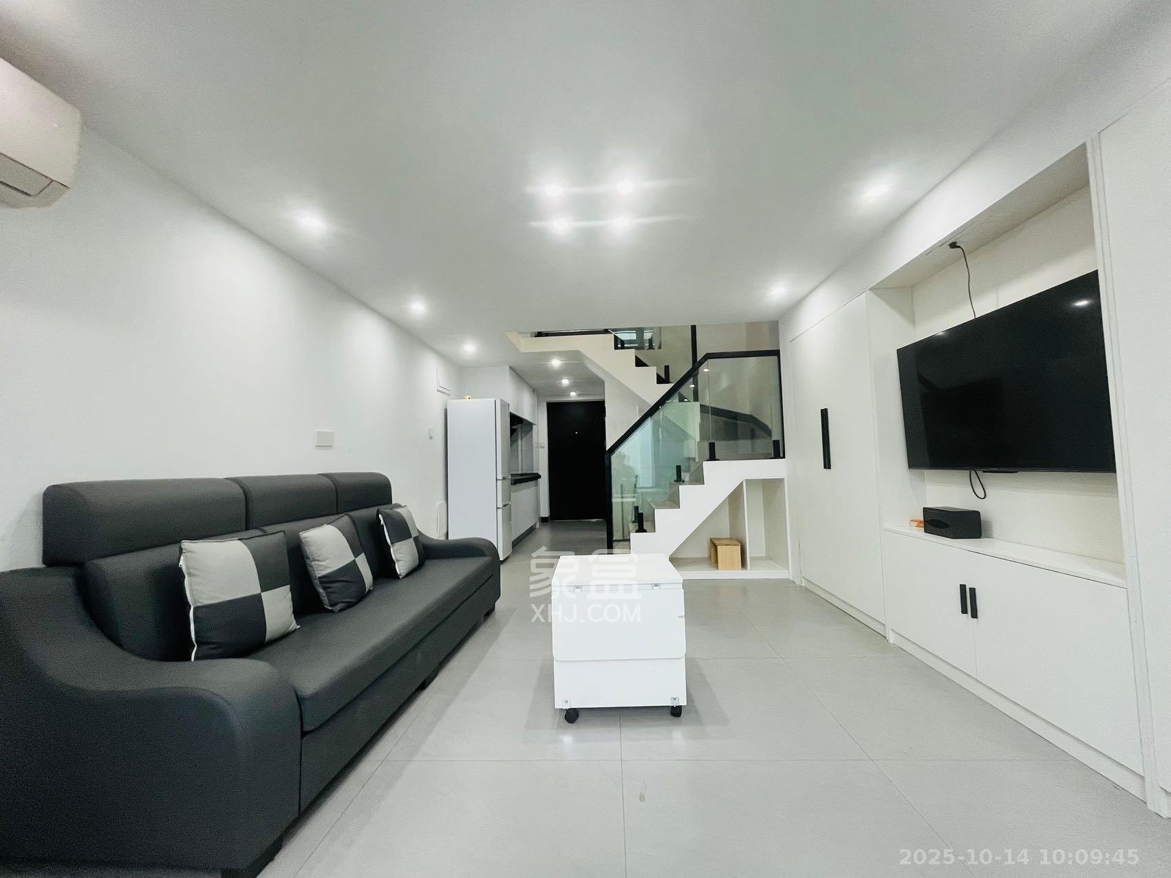 中海阅溪府  2室1厅1卫    1900.0元/月