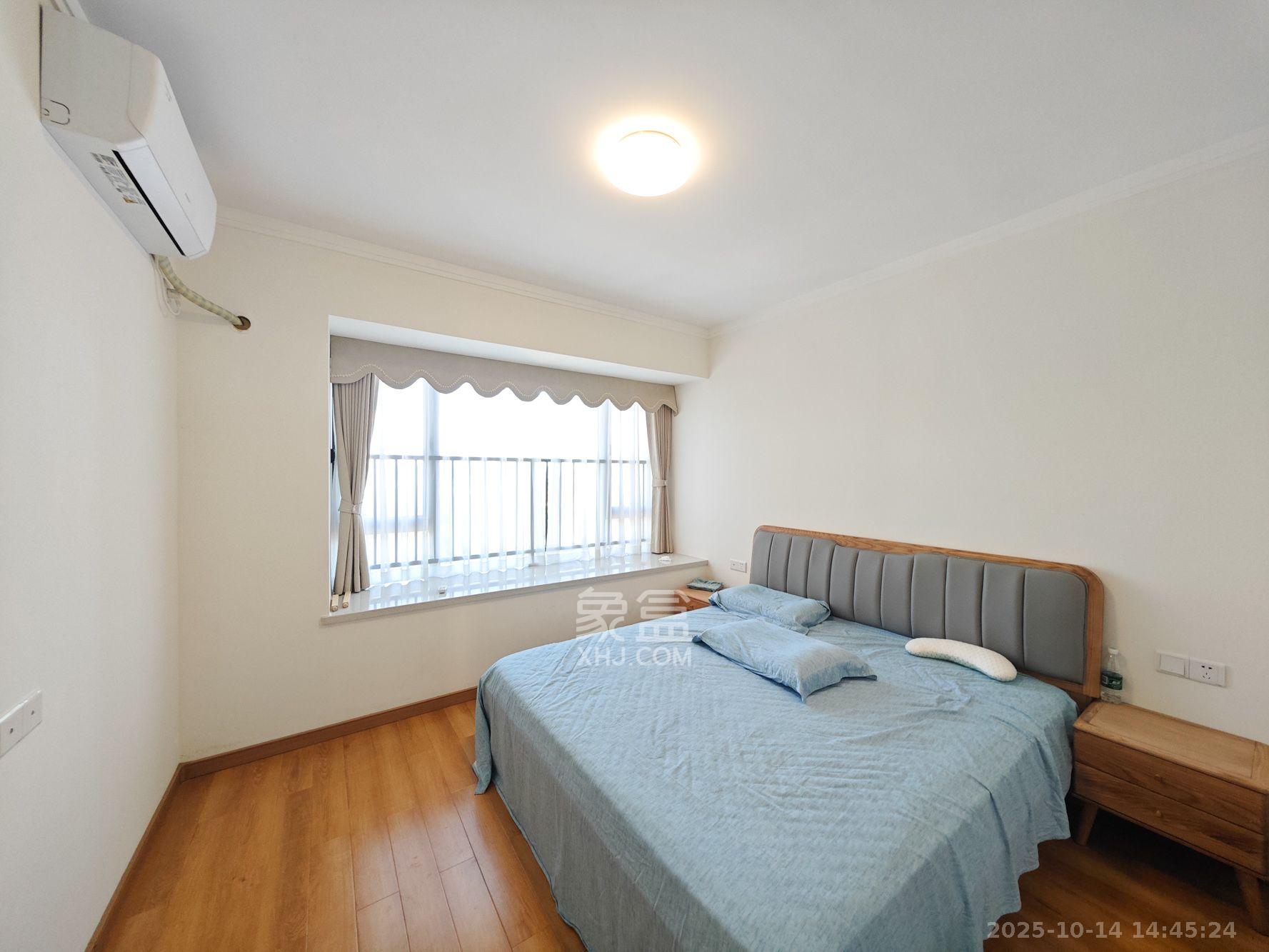 中建嘉和城凤凰台(中建瑞兴家园)  3室2厅2卫    2700.0元/月 中建嘉和城凤凰台(中建瑞兴家园)  3室2厅2卫    2700.0元/月室内图