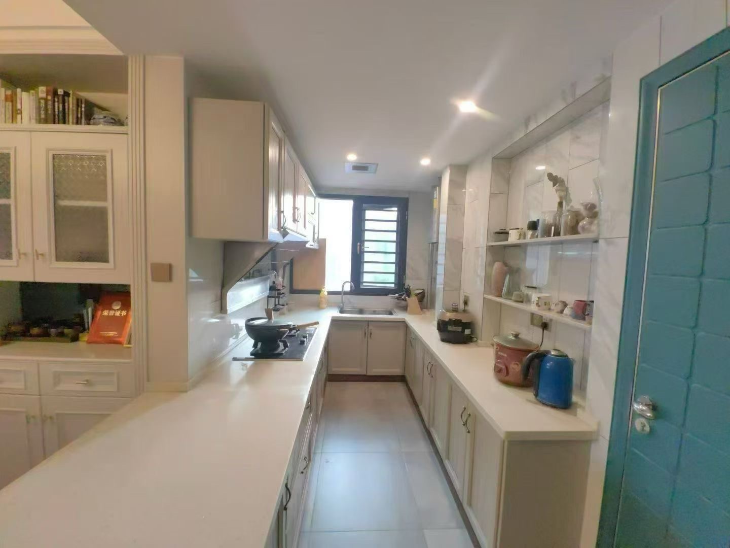 湾田和悦  1室0厅0卫    65.0万客厅