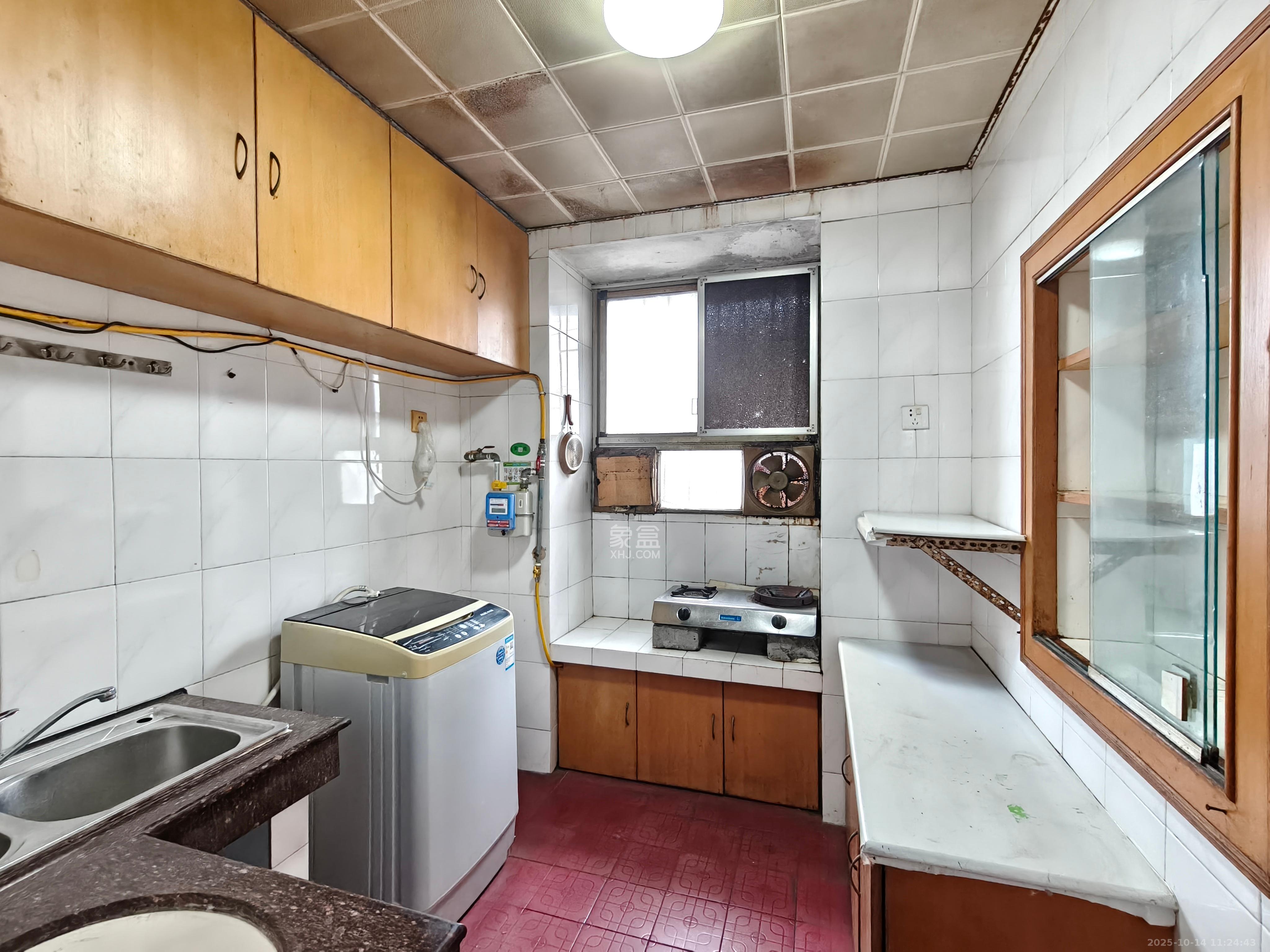 曾家湾13号生活区（友谊集团公司宿舍）  2室1厅1卫    1300.0元/月室内图