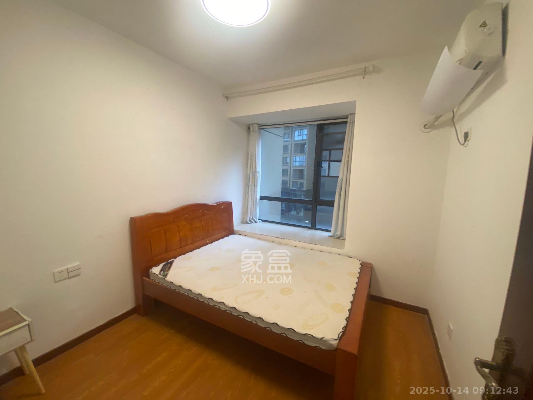 西湖鸿运佳苑  3室2厅2卫    1900.0元/月 西湖鸿运佳苑  3室2厅2卫    1900.0元/月室内图