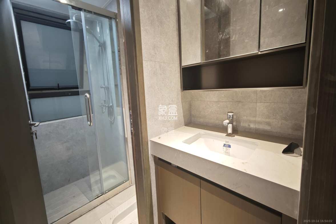 荣盛锦绣学府 3室2厅2卫 3000.0元/月 荣盛锦绣学府 3室2厅2卫 3000.0元/月室内图