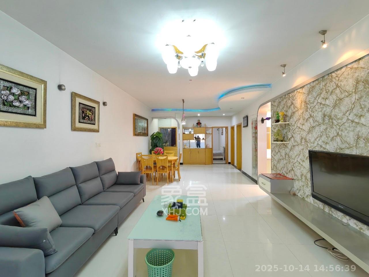 望福佳园  3室2厅2卫    1500.0元/月 望福佳园  3室2厅2卫    1500.0元/月室内图