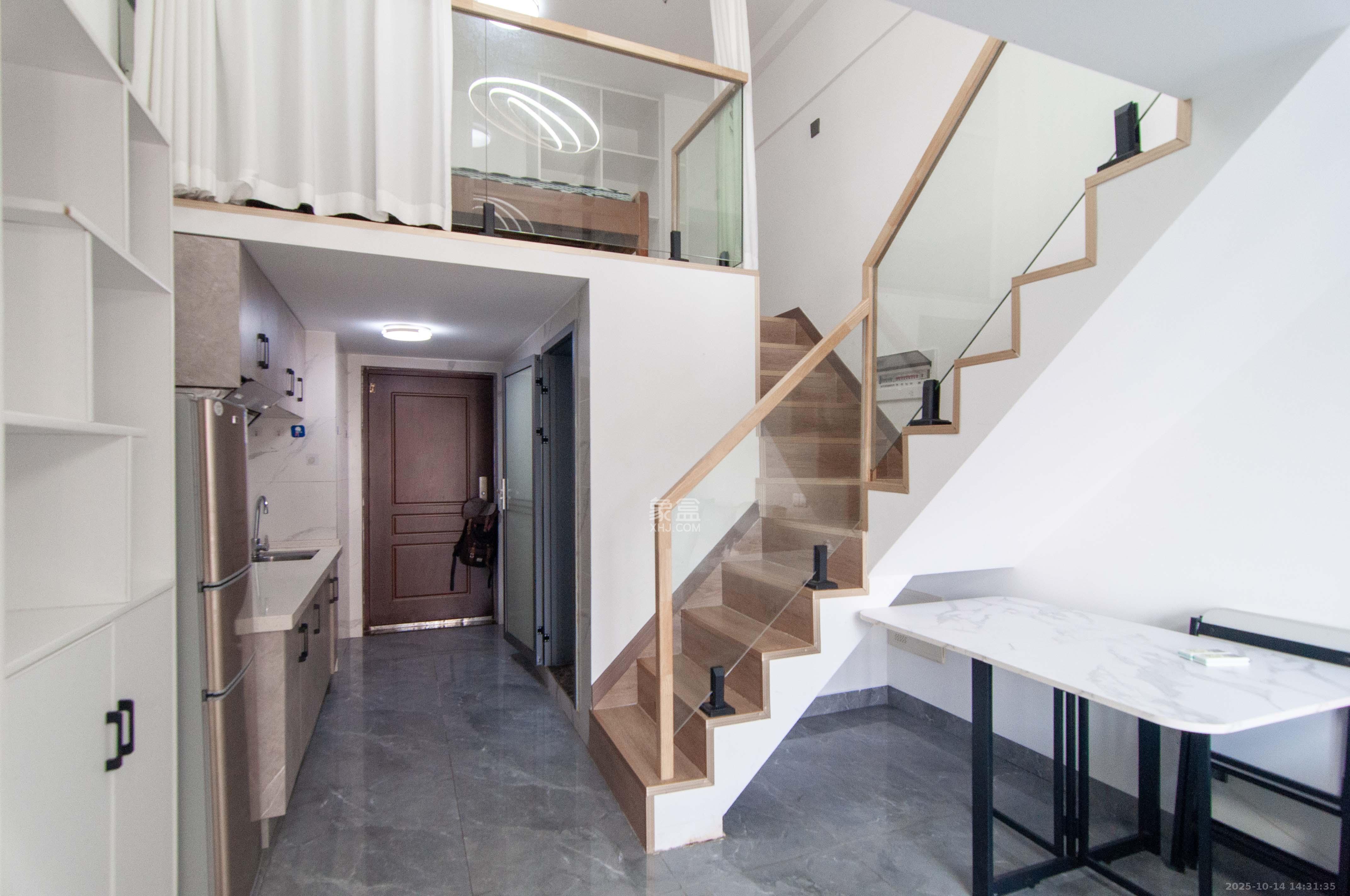 梅溪湖金茂湾  2室1厅1卫    30.0万其他