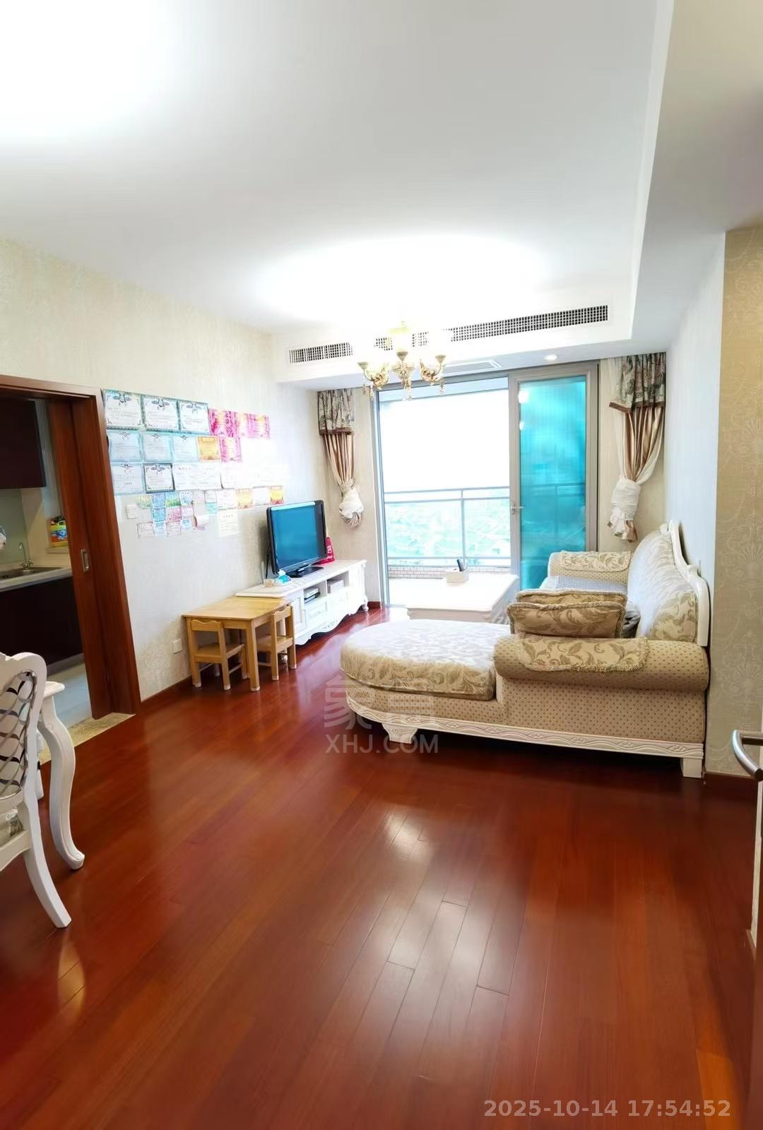 晋合湘水湾一期  2室2厅2卫    2200.0元/月室内图