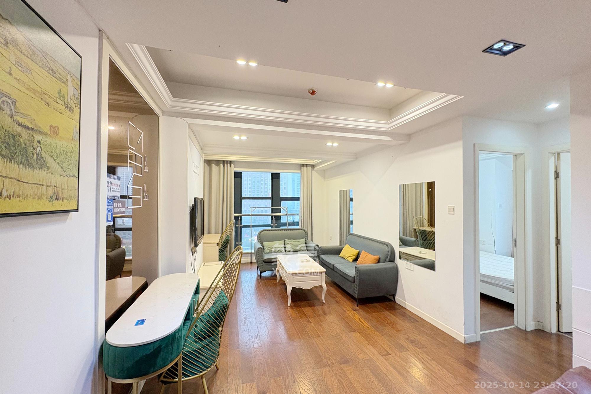 壹号公馆  2室2厅1卫    86.9万