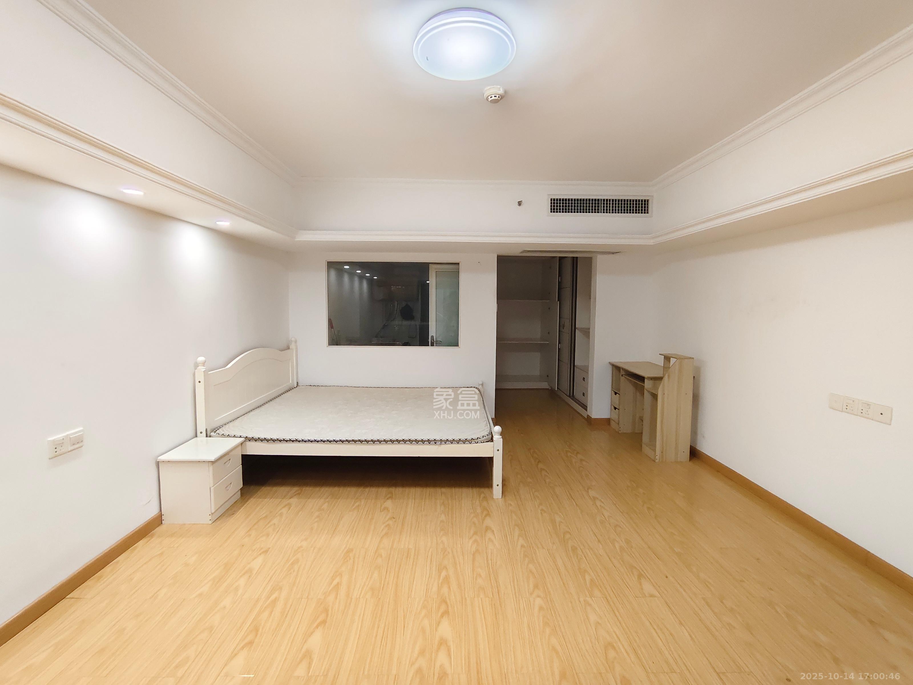 同丰中央广场 2室2厅2卫 1180.0元/月 同丰中央广场 2室2厅2卫 1180.0元/月室内图