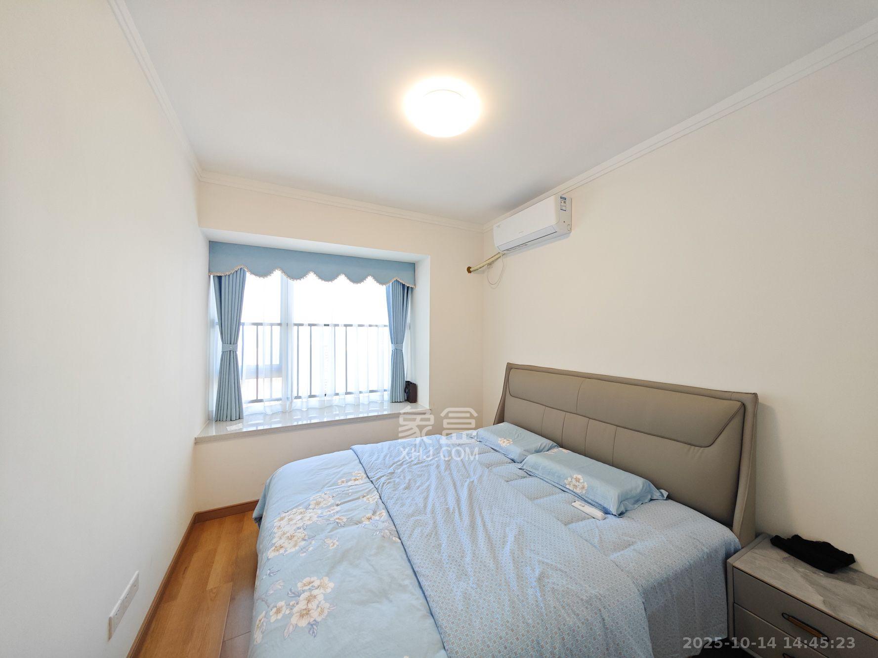 中建嘉和城凤凰台(中建瑞兴家园)  3室2厅2卫    2700.0元/月 中建嘉和城凤凰台(中建瑞兴家园)  3室2厅2卫    2700.0元/月室内图