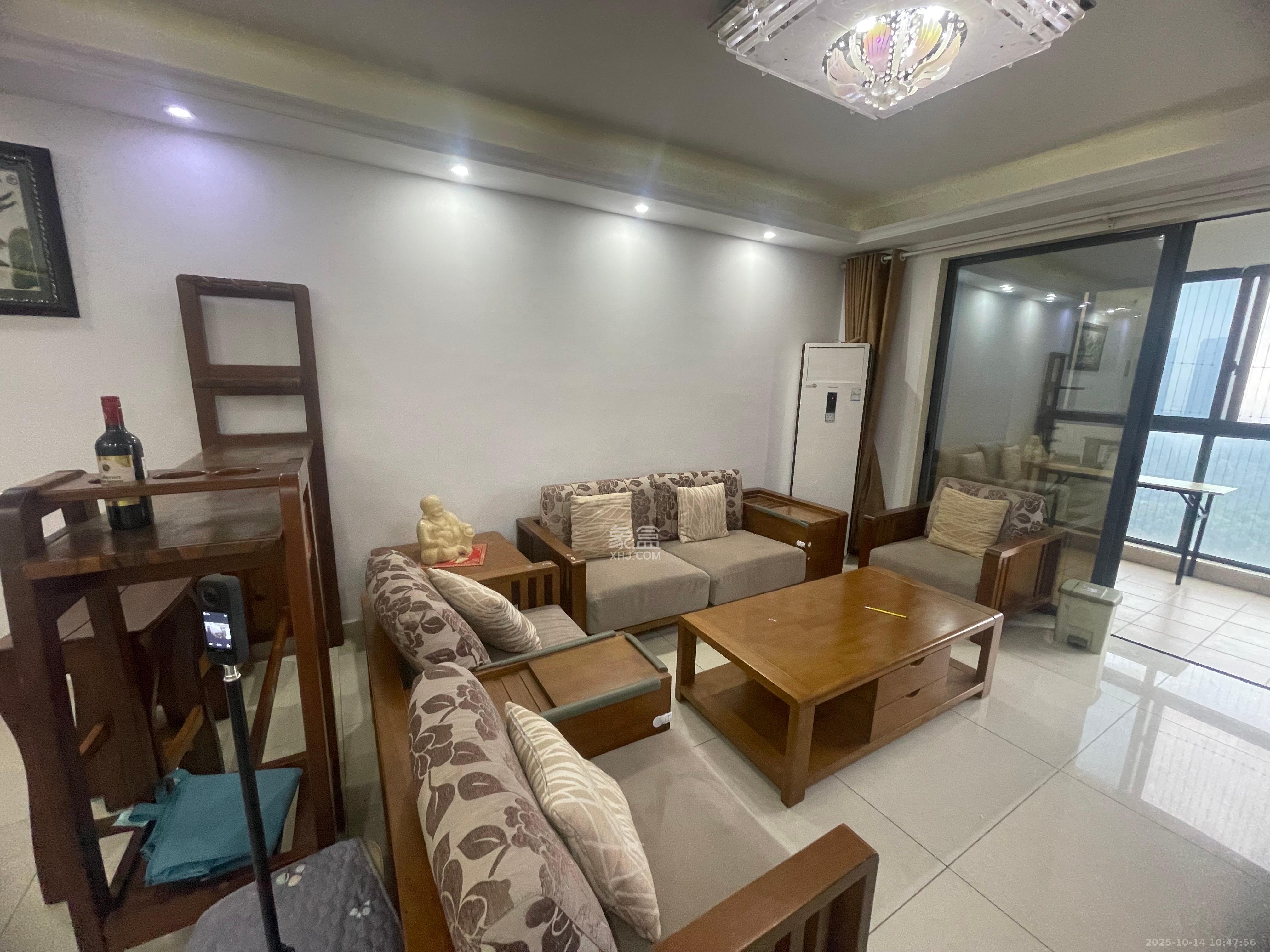 保利麓谷林语C区  3室2厅2卫    2700.0元/月 保利麓谷林语C区  3室2厅2卫    2700.0元/月室内图