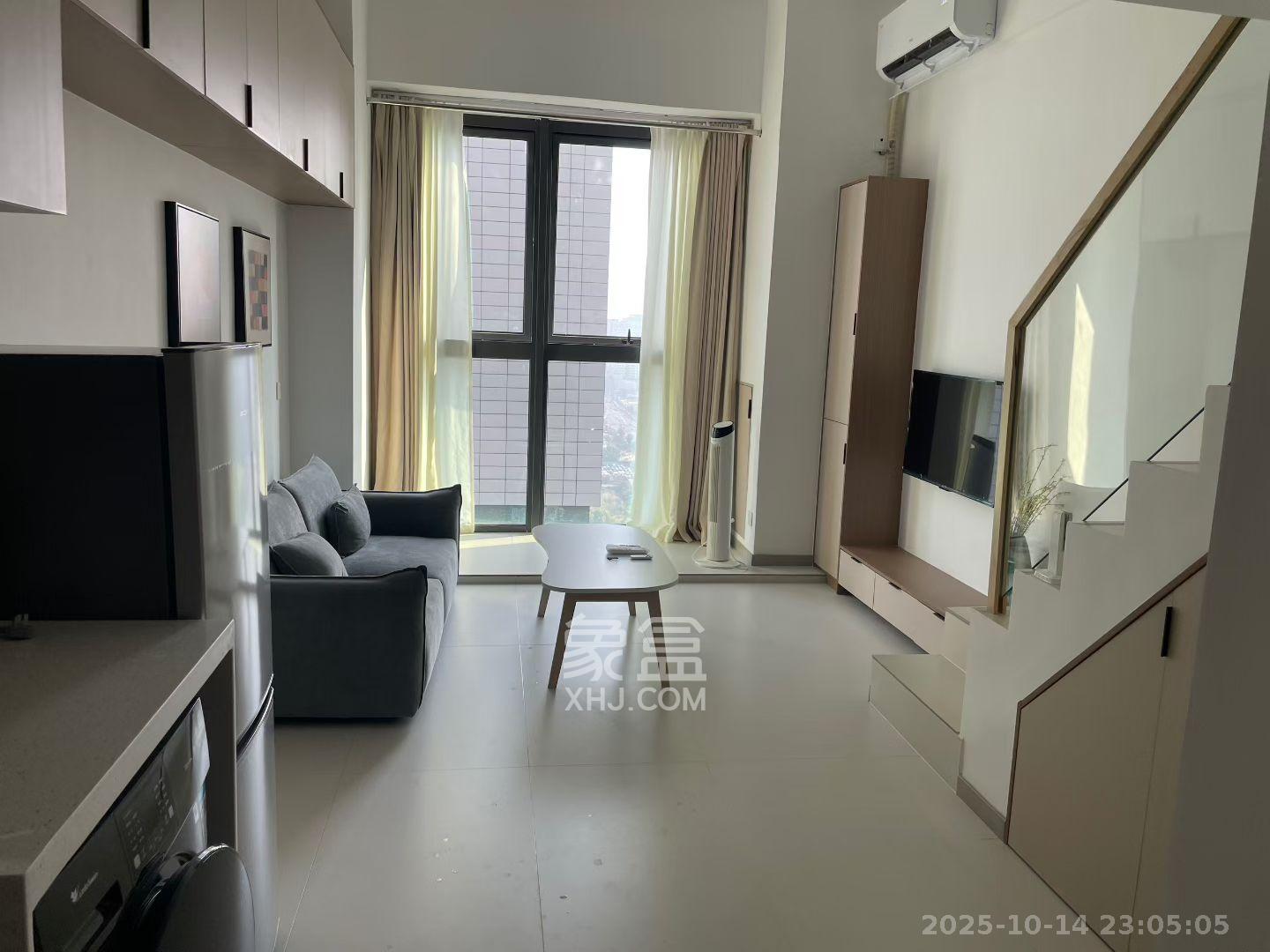 绿地商务广场  1室0厅0卫    2000.0元/月 绿地商务广场  1室0厅0卫    2000.0元/月室内图