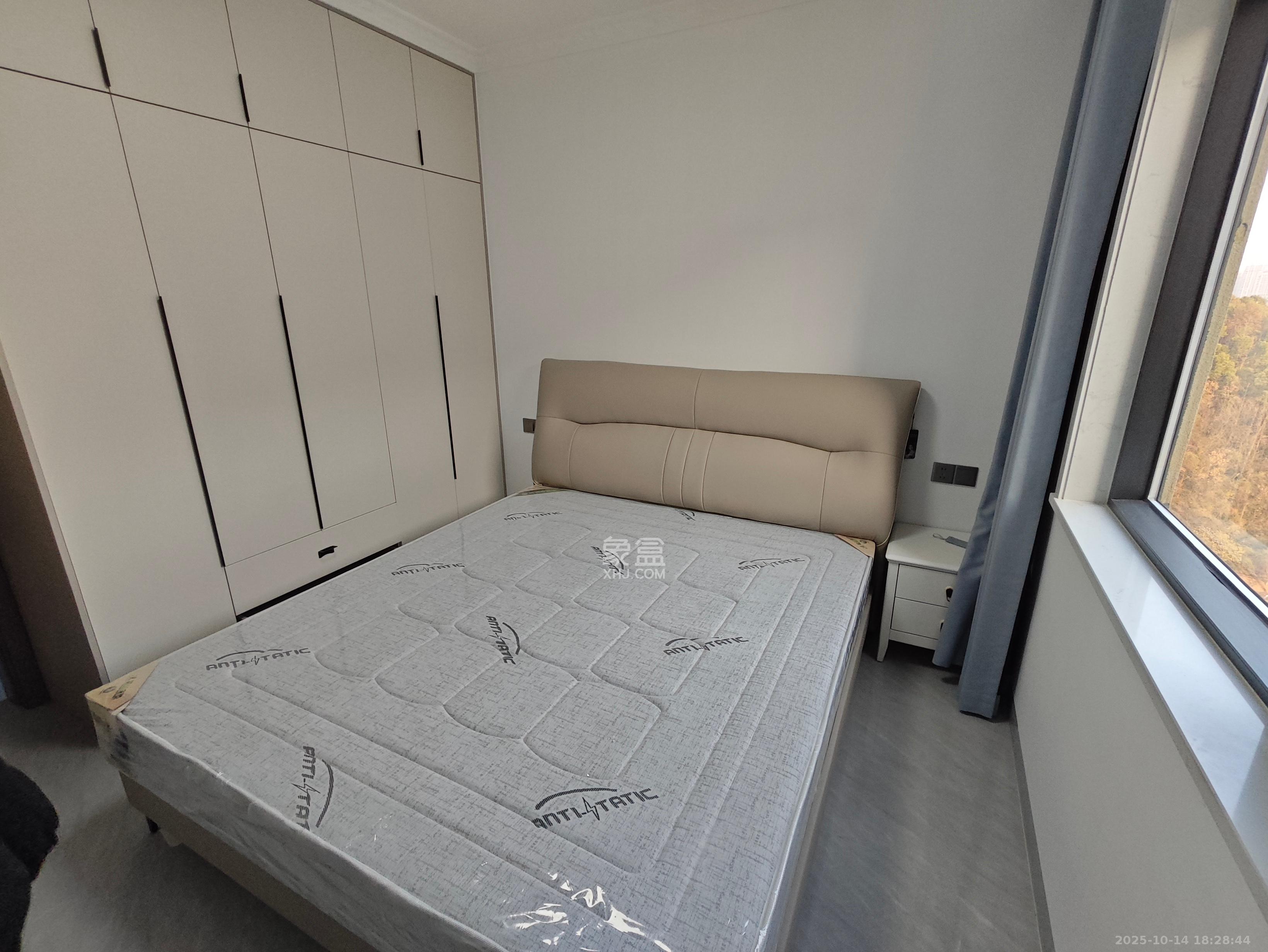 智达佳园  2室2厅1卫    1500.0元/月 智达佳园  2室2厅1卫    1500.0元/月室内图