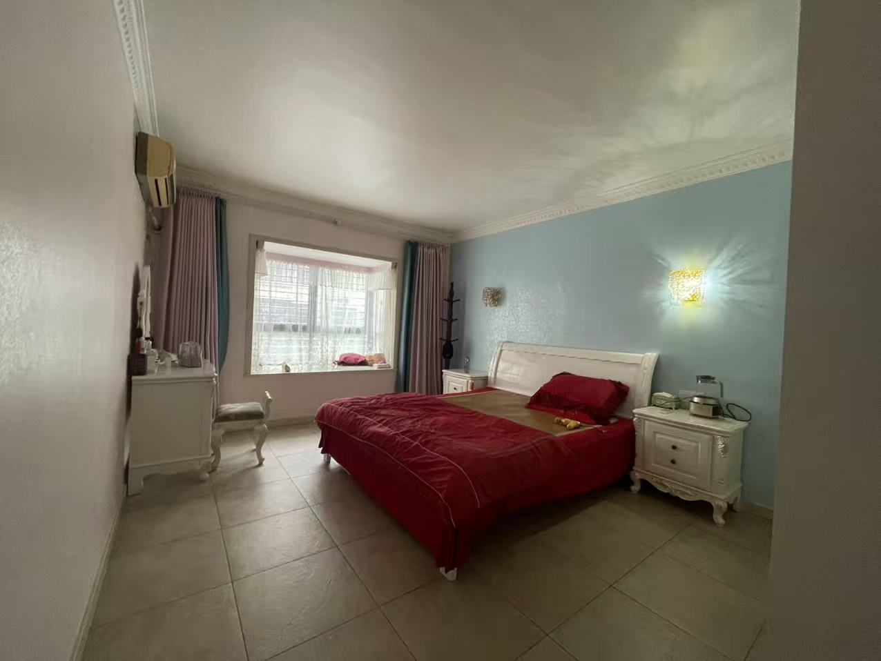 上城世家 3室2厅2卫 2000.0元/月 上城世家 3室2厅2卫 2000.0元/月室内图