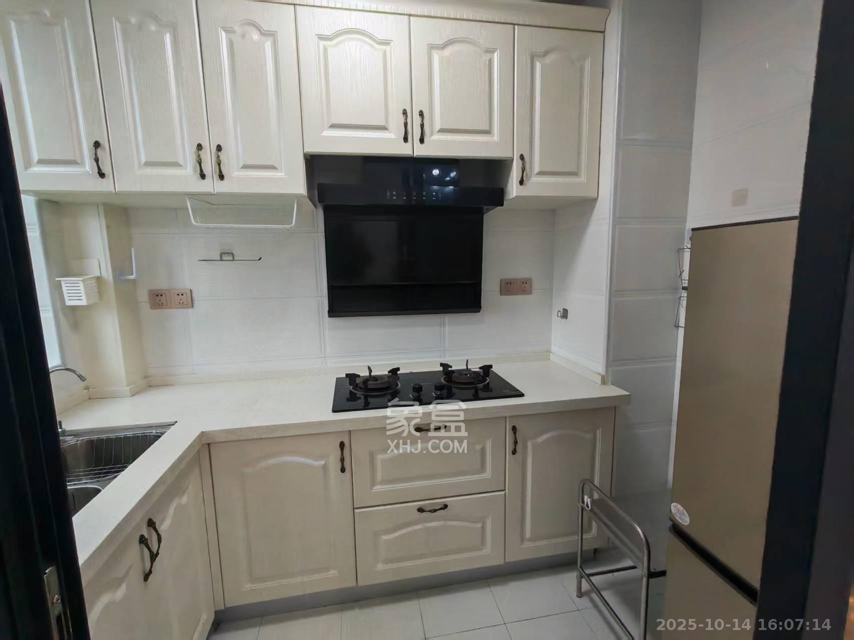 清溪川九号  2室2厅1卫    2500.0元/月 清溪川九号  2室2厅1卫    2500.0元/月室内图