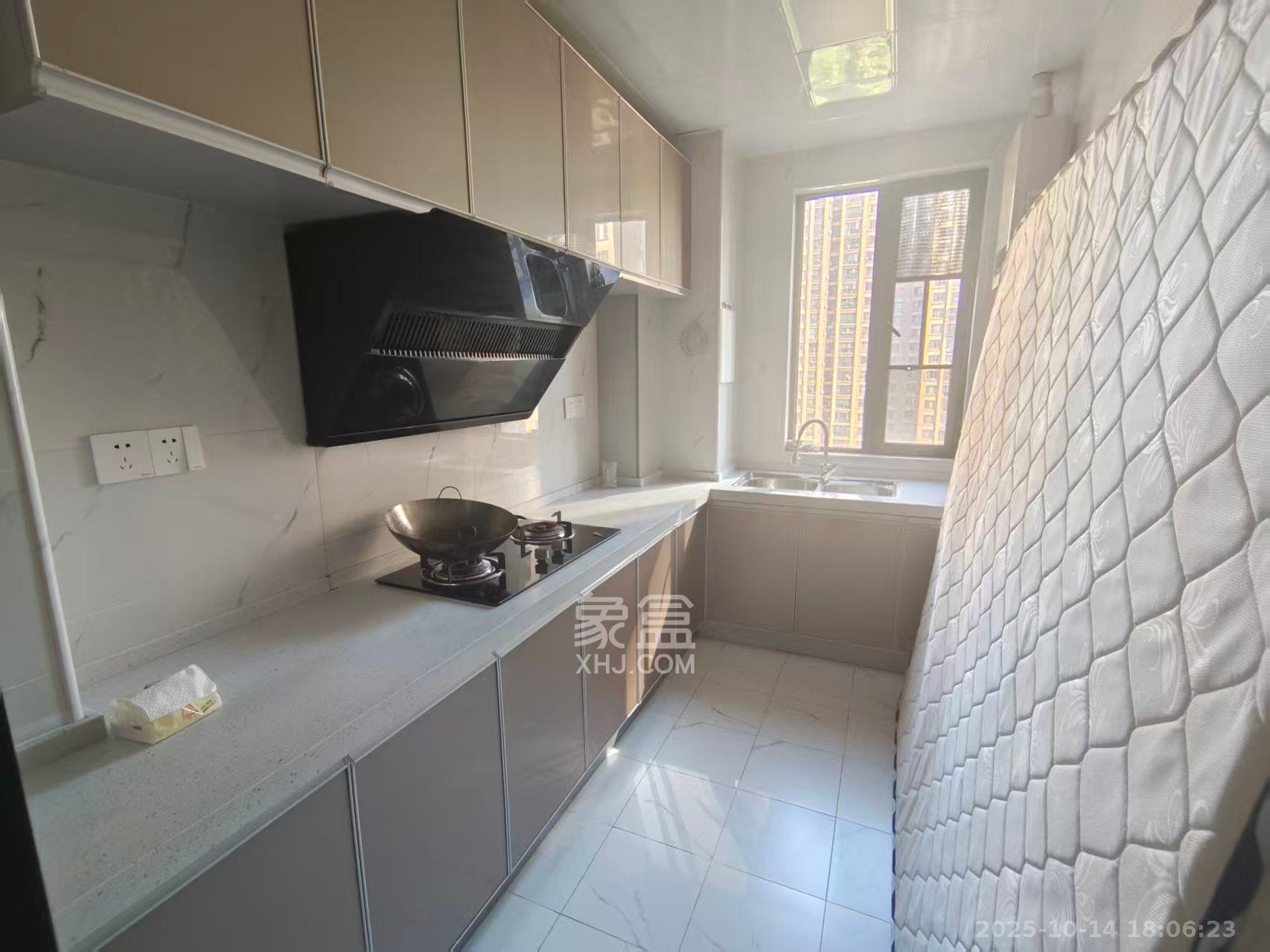 邦盛水岸御园 3室2厅2卫 2100.0元/月 邦盛水岸御园 3室2厅2卫 2100.0元/月室内图