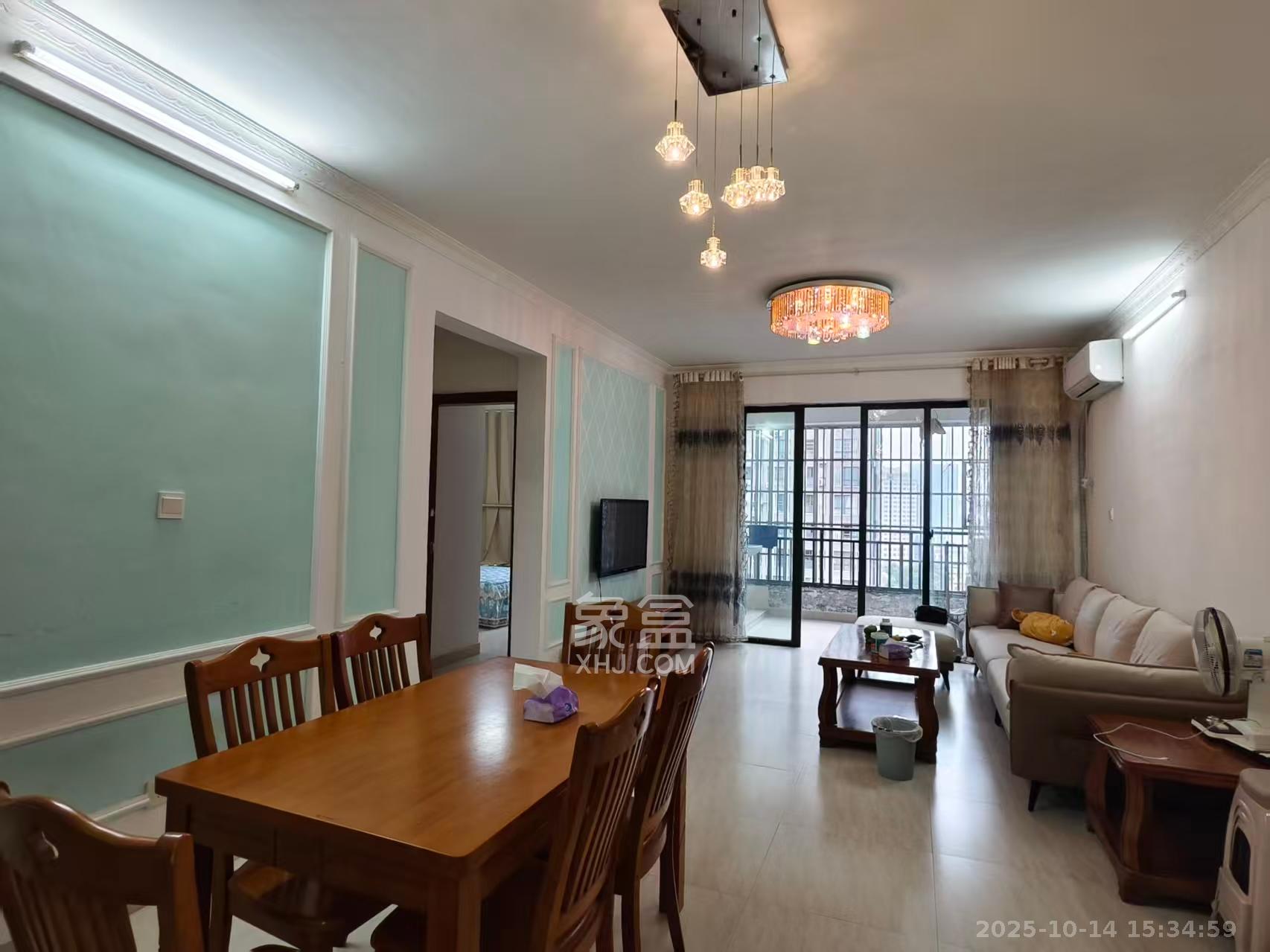 长大彩虹都  3室2厅1卫    2300.0元/月