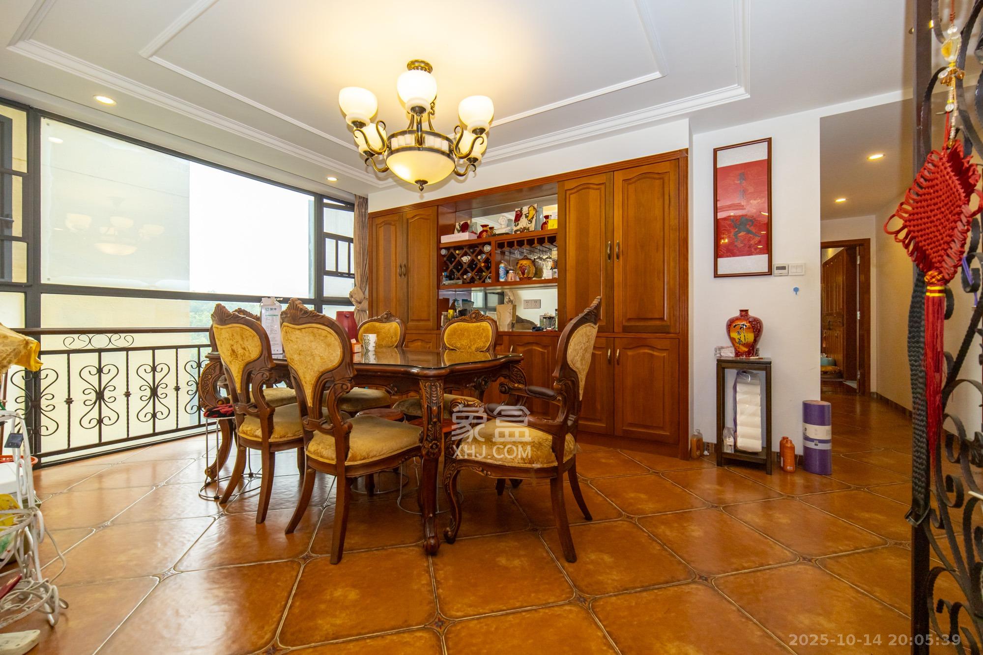 圣爵菲斯  4室2厅2卫    127.0万 圣爵菲斯  4室2厅2卫    127.0万其他