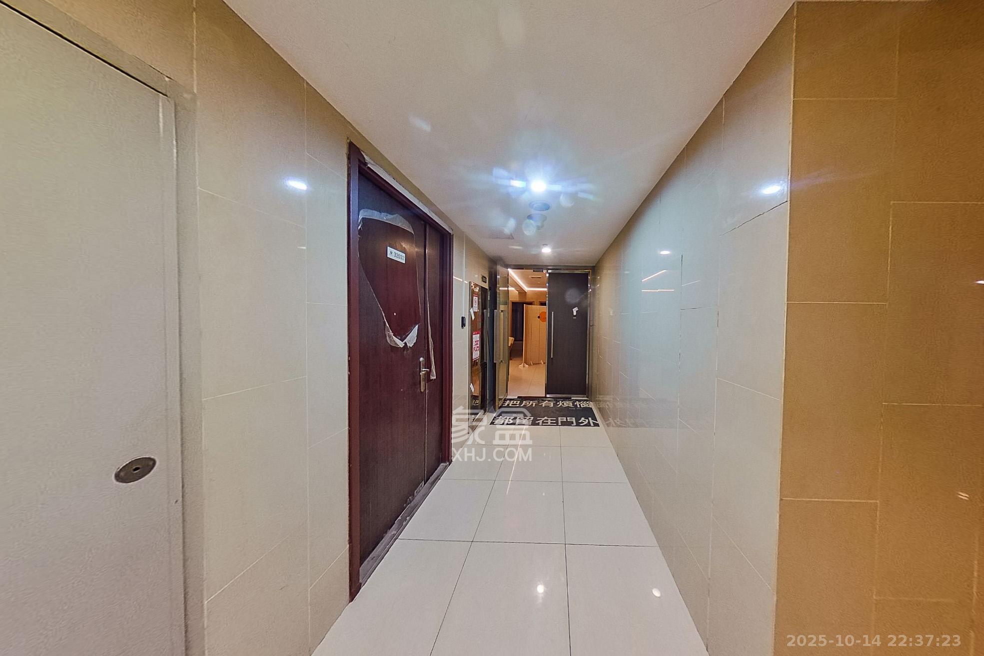 北辰三角洲B1E1区 2室1厅1卫 85.0万 北辰三角洲B1E1区 2室1厅1卫 85.0万客厅