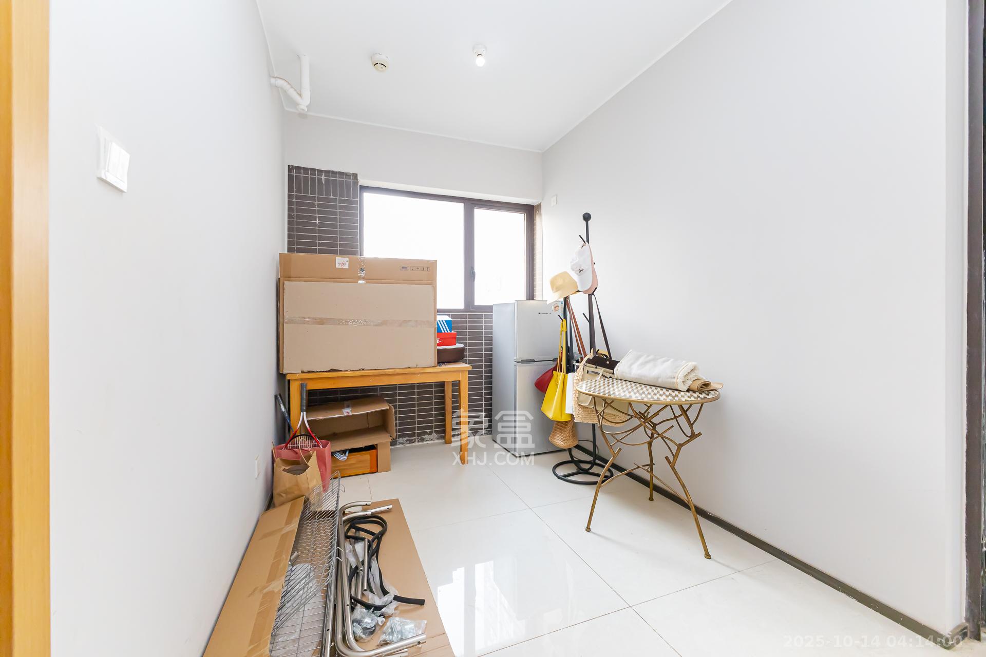 时代倾城二期  3室2厅2卫    109.8万卧室