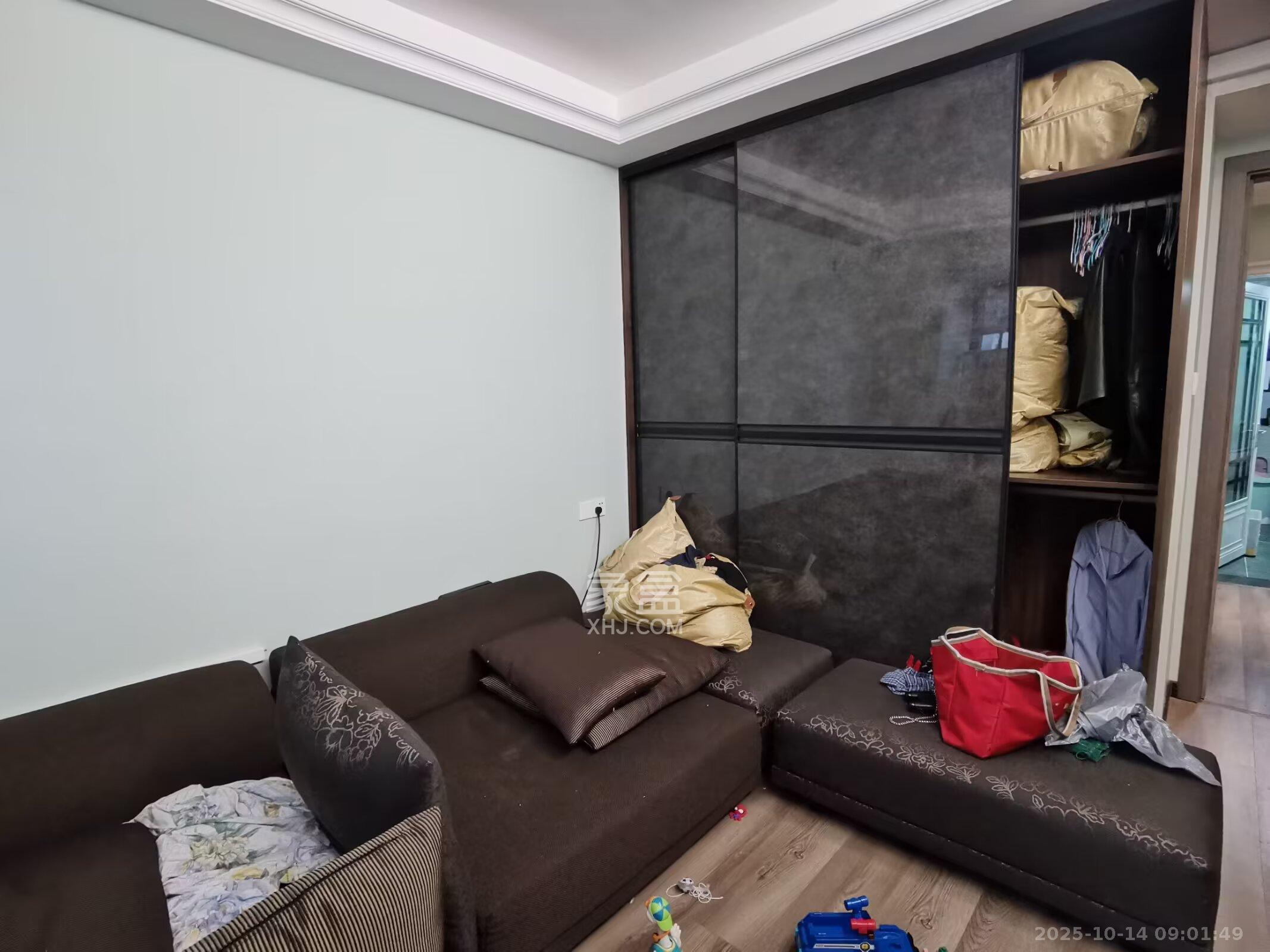 湖湘奥林匹克花园  3室2厅1卫    2300.0元/月室内图