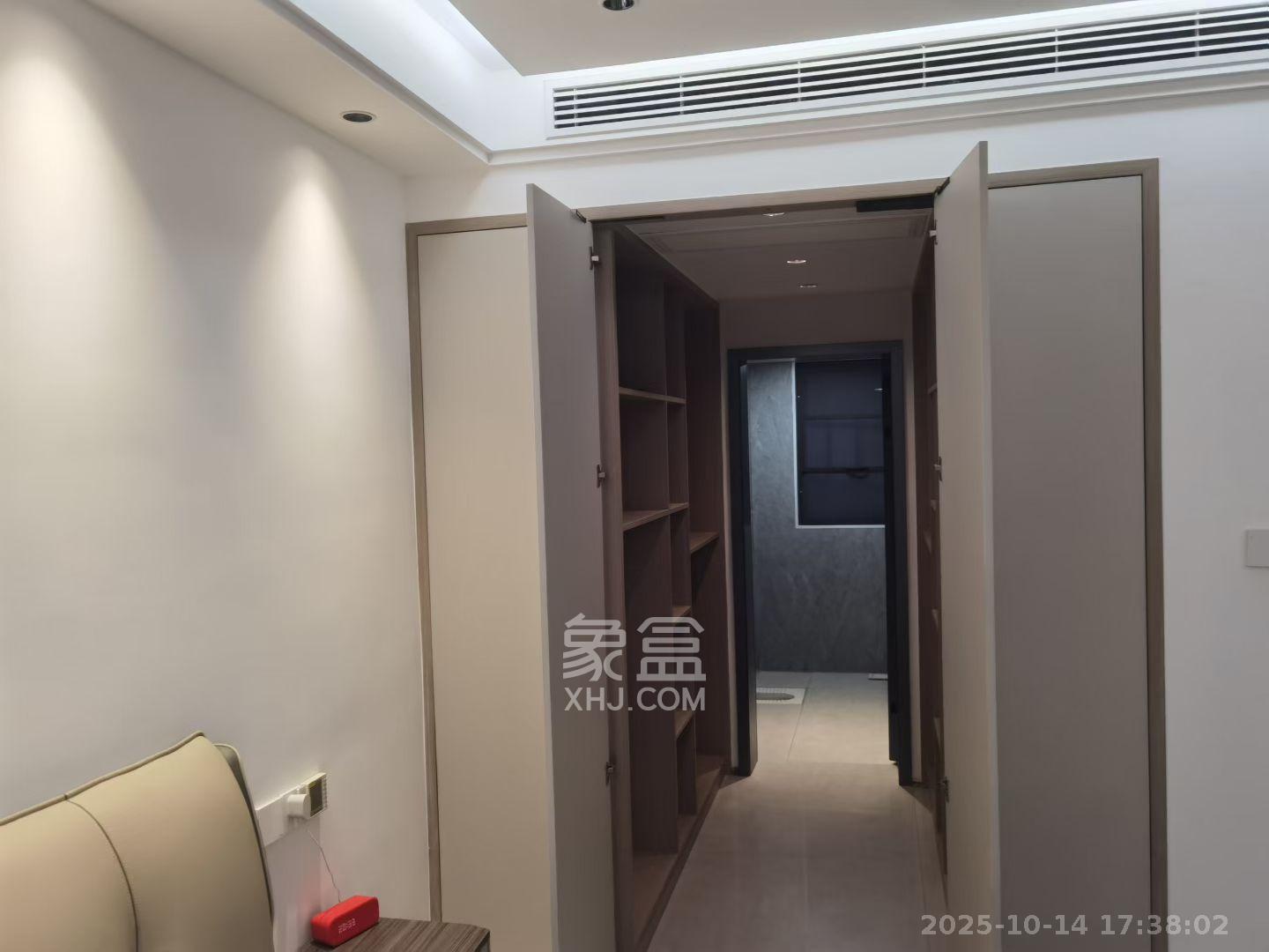 湘域国际广场（联晟家园商住小区）  3室2厅2卫    4000.0元/月室内图