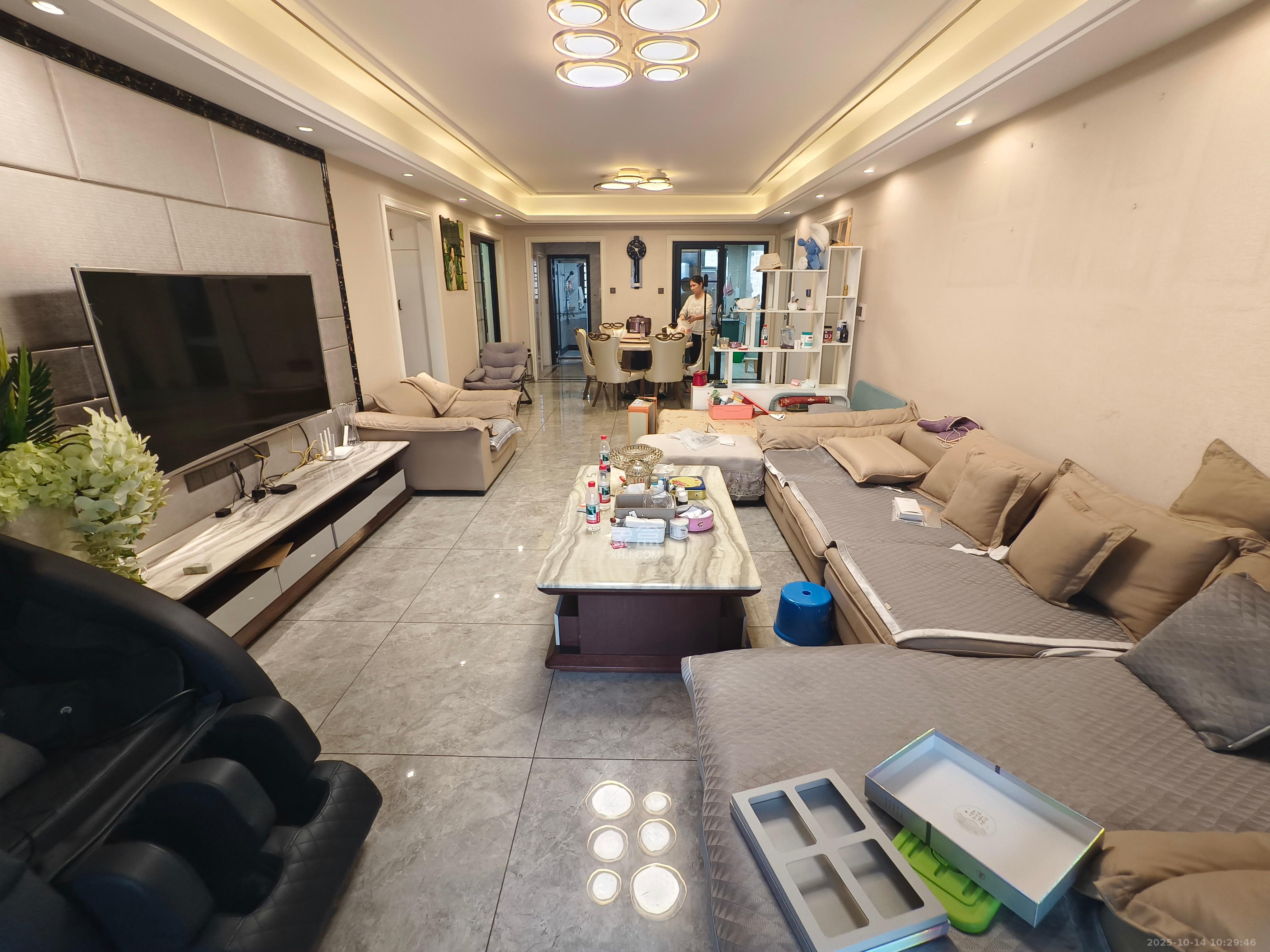 美洲故事高层 3室2厅2卫 4200.0元/月 美洲故事高层 3室2厅2卫 4200.0元/月室内图