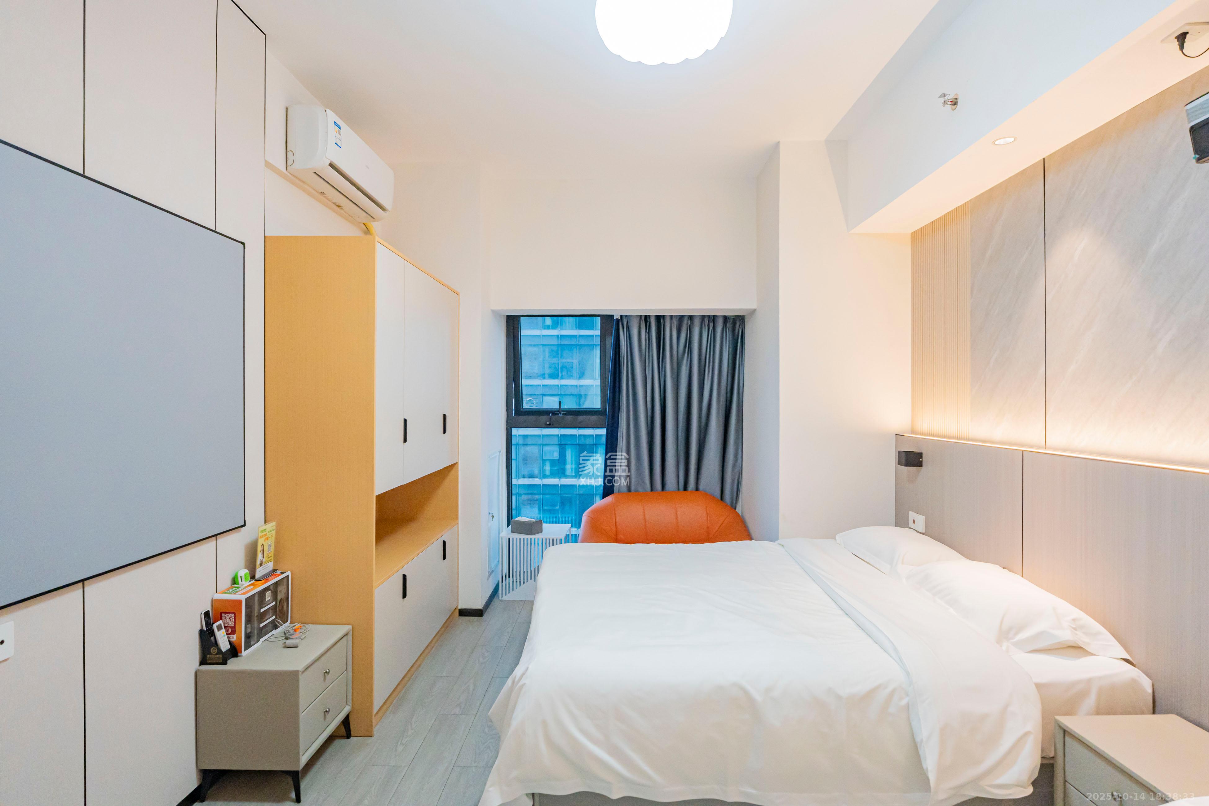 华润置地中心 1室1厅1卫 44.0万 华润置地中心 1室1厅1卫 44.0万卧室