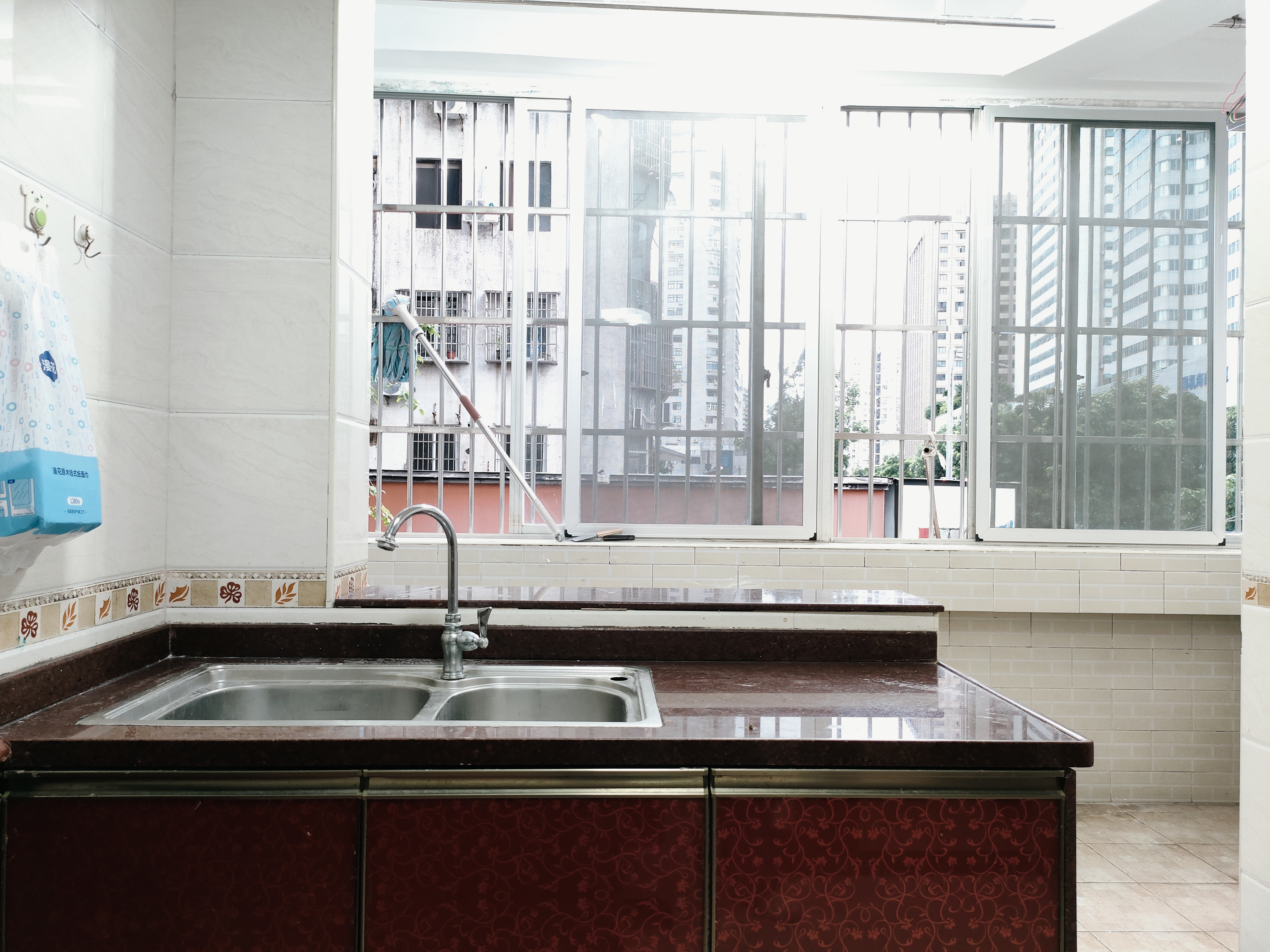 国联大厦  1室0厅0卫    2500.0元/月室内图