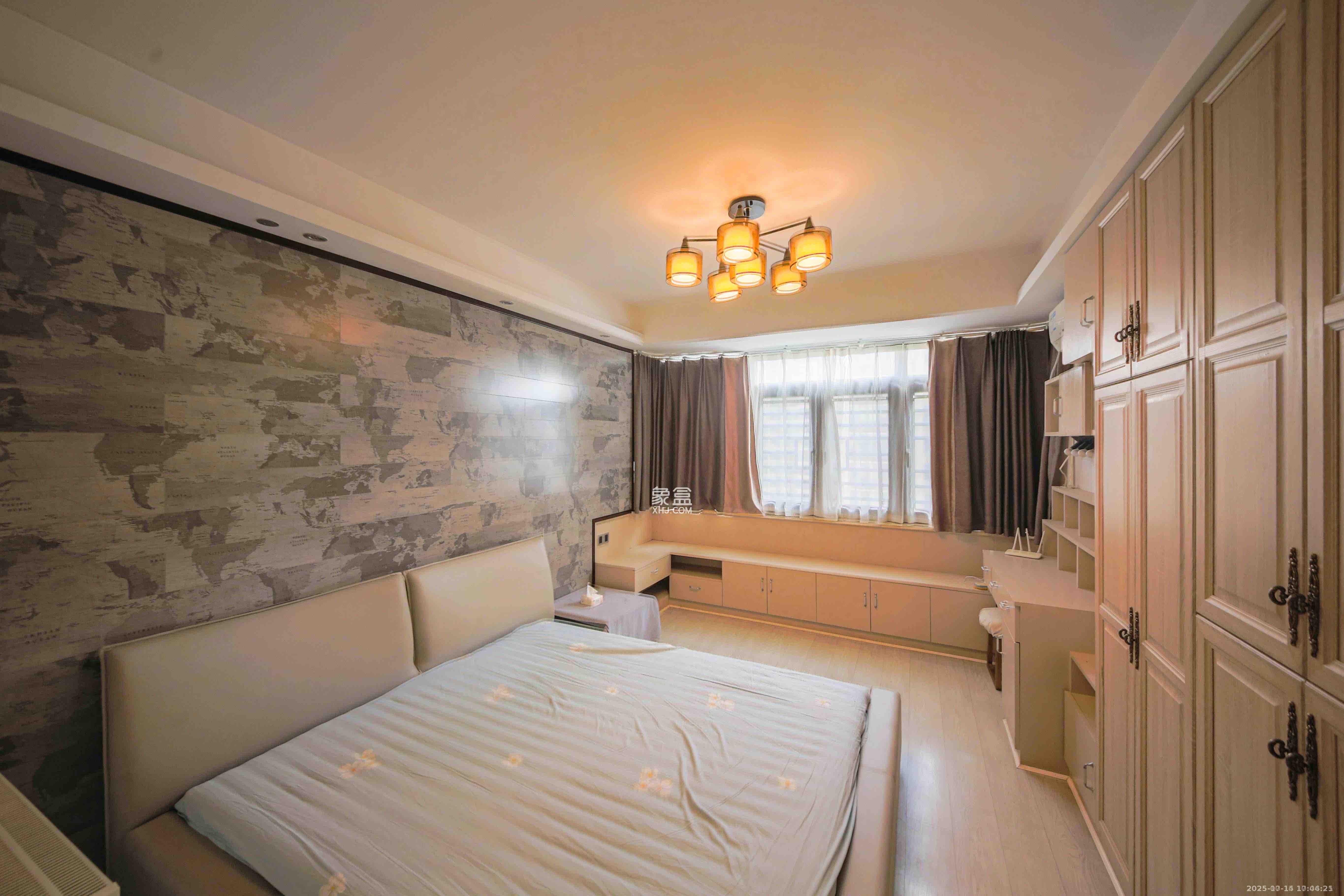 湘水熙园 4室2厅2卫 4000.0元/月 湘水熙园 4室2厅2卫 4000.0元/月室内图