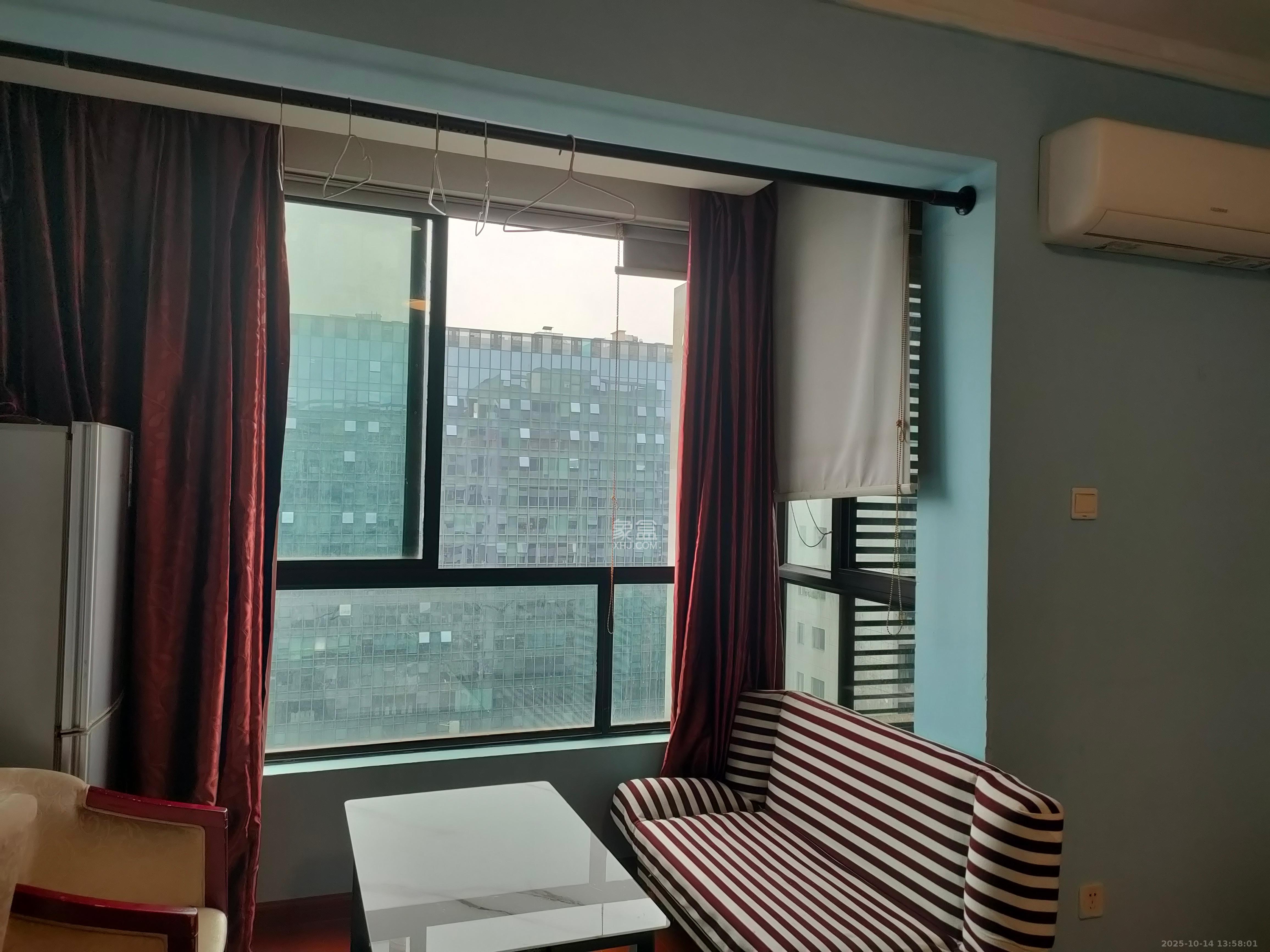 标志商务中心  1室0厅1卫    1200.0元/月 标志商务中心  1室0厅1卫    1200.0元/月室内图