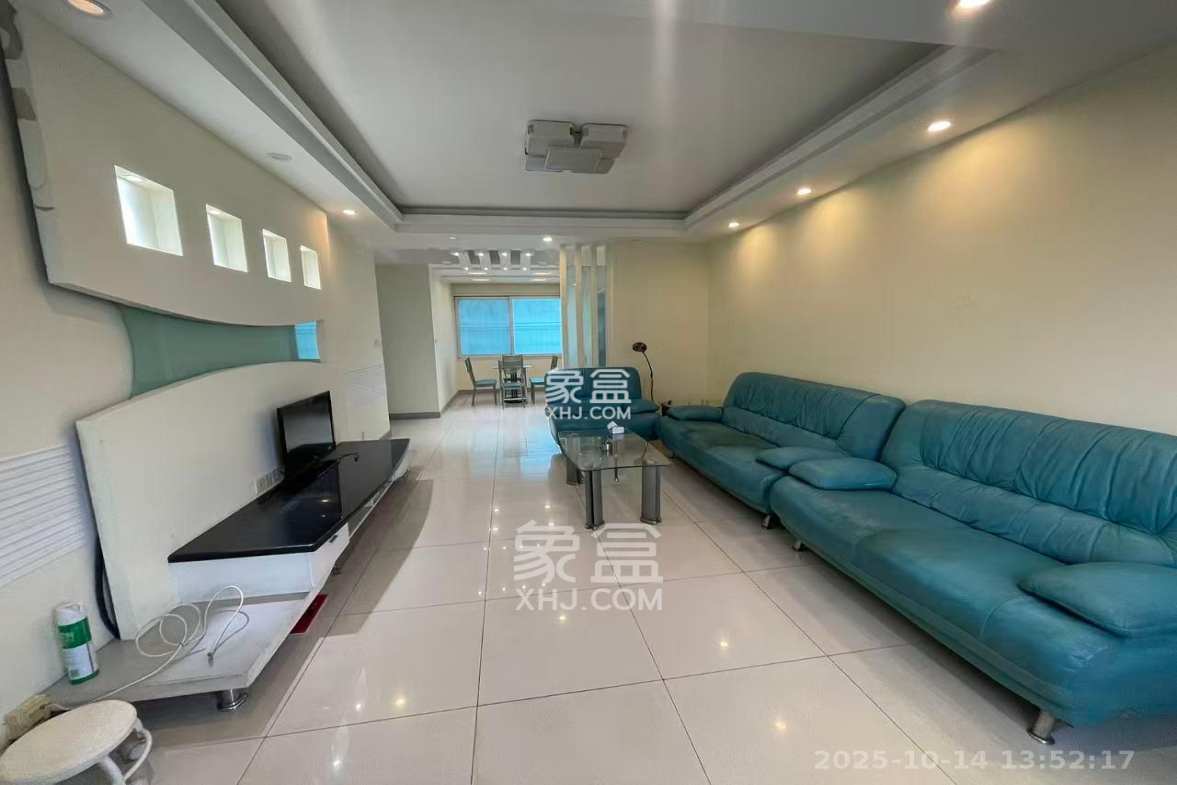 左家塘建材宿舍 3室2厅2卫 2100.0元/月 左家塘建材宿舍 3室2厅2卫 2100.0元/月室内图