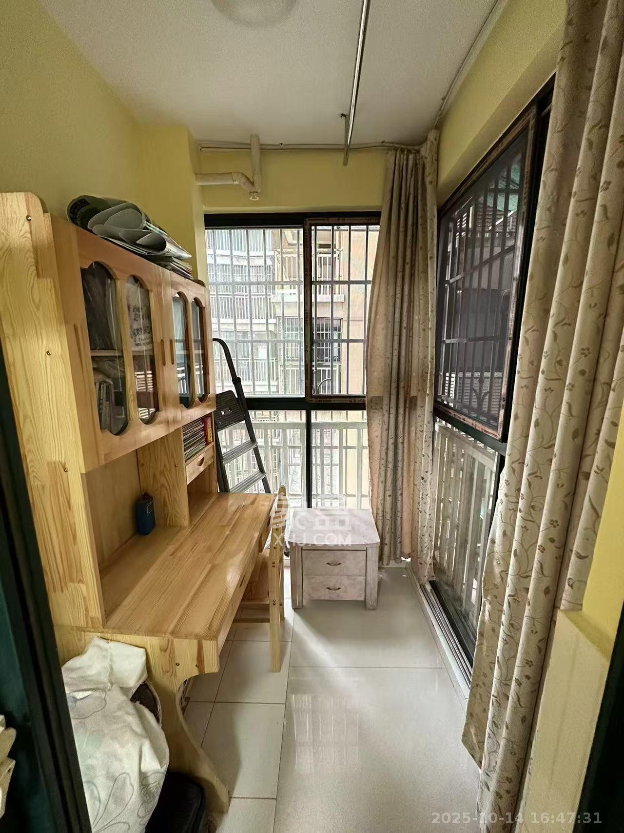 佳阳悦景馨都 3室2厅2卫 2500.0元/月 佳阳悦景馨都 3室2厅2卫 2500.0元/月室内图