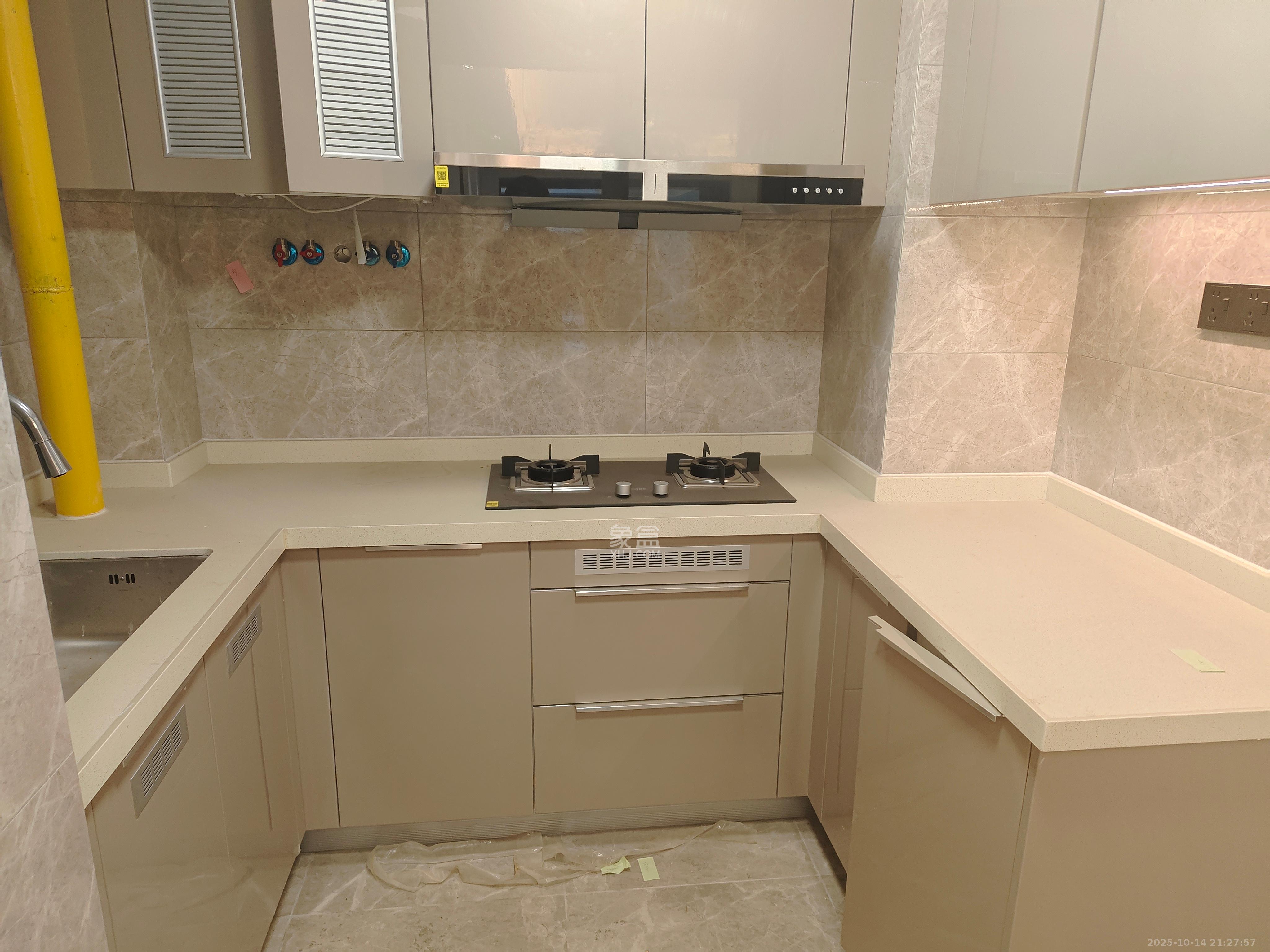 旭辉雨花郡  1室0厅0卫    4500.0元/月室内图