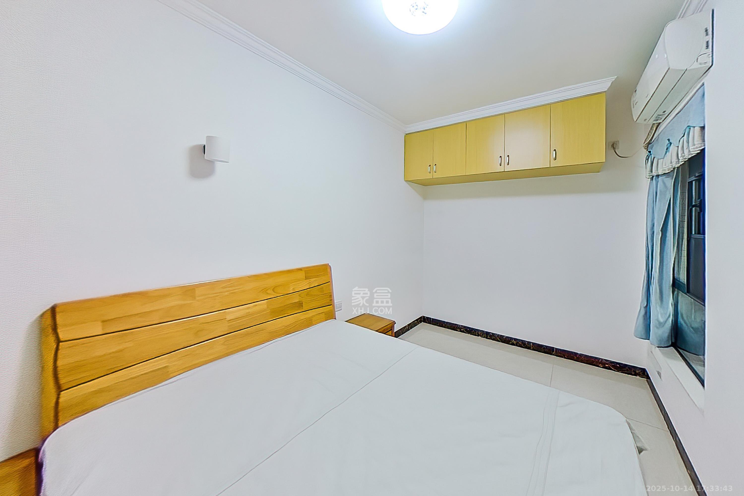 湘熙水郡(观澜海赋家园)  3室2厅2卫    96.0万 湘熙水郡(观澜海赋家园)  3室2厅2卫    96.0万卧室