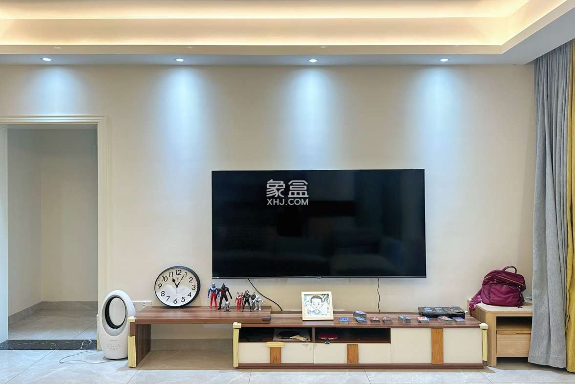 海航豪庭南苑  3室2厅2卫    6000.0元/月 海航豪庭南苑  3室2厅2卫    6000.0元/月室内图