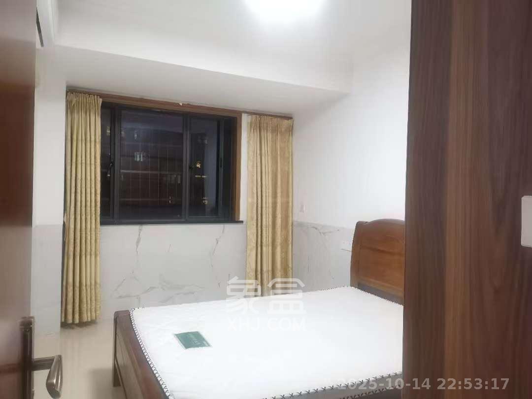 东驿竹园 4室2厅2卫 3500.0元/月 东驿竹园 4室2厅2卫 3500.0元/月室内图