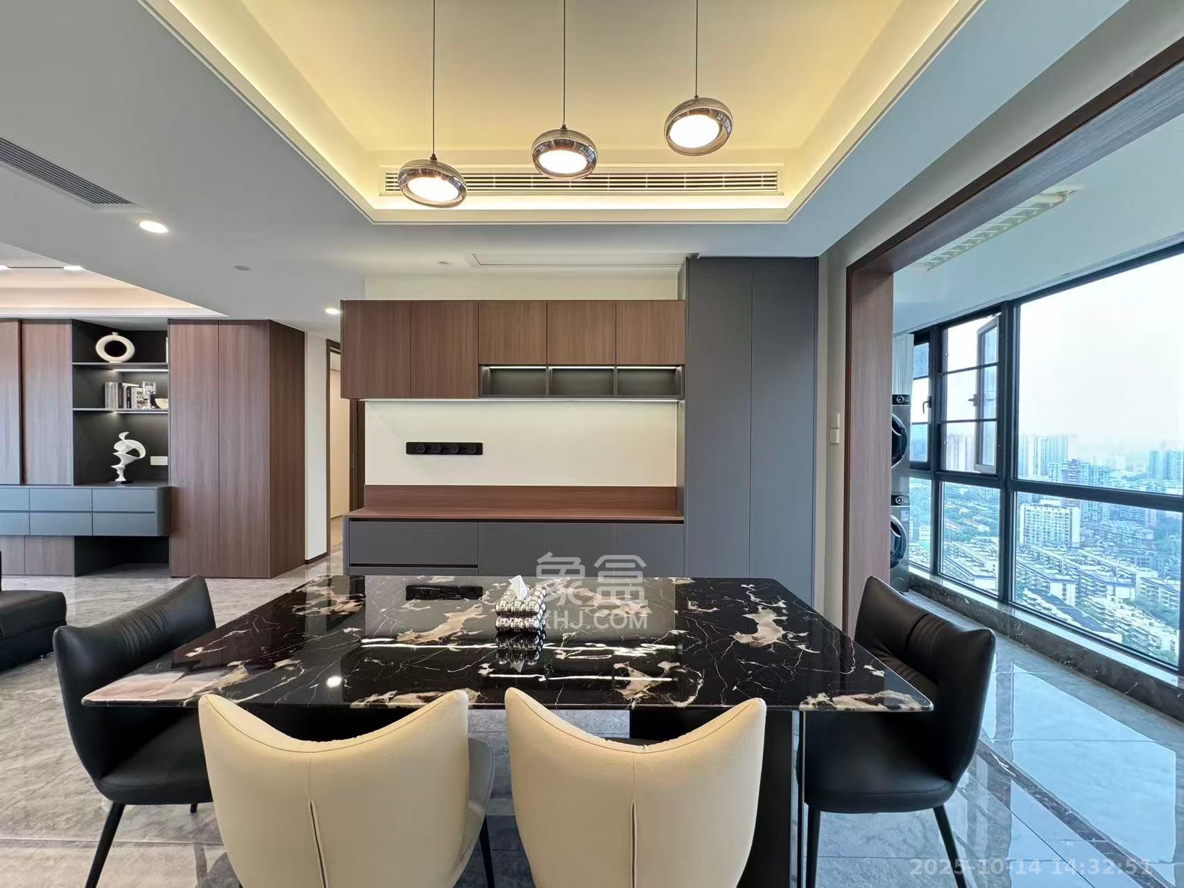 滨江府1913 4室2厅3卫 16000.0元/月 滨江府1913 4室2厅3卫 16000.0元/月室内图