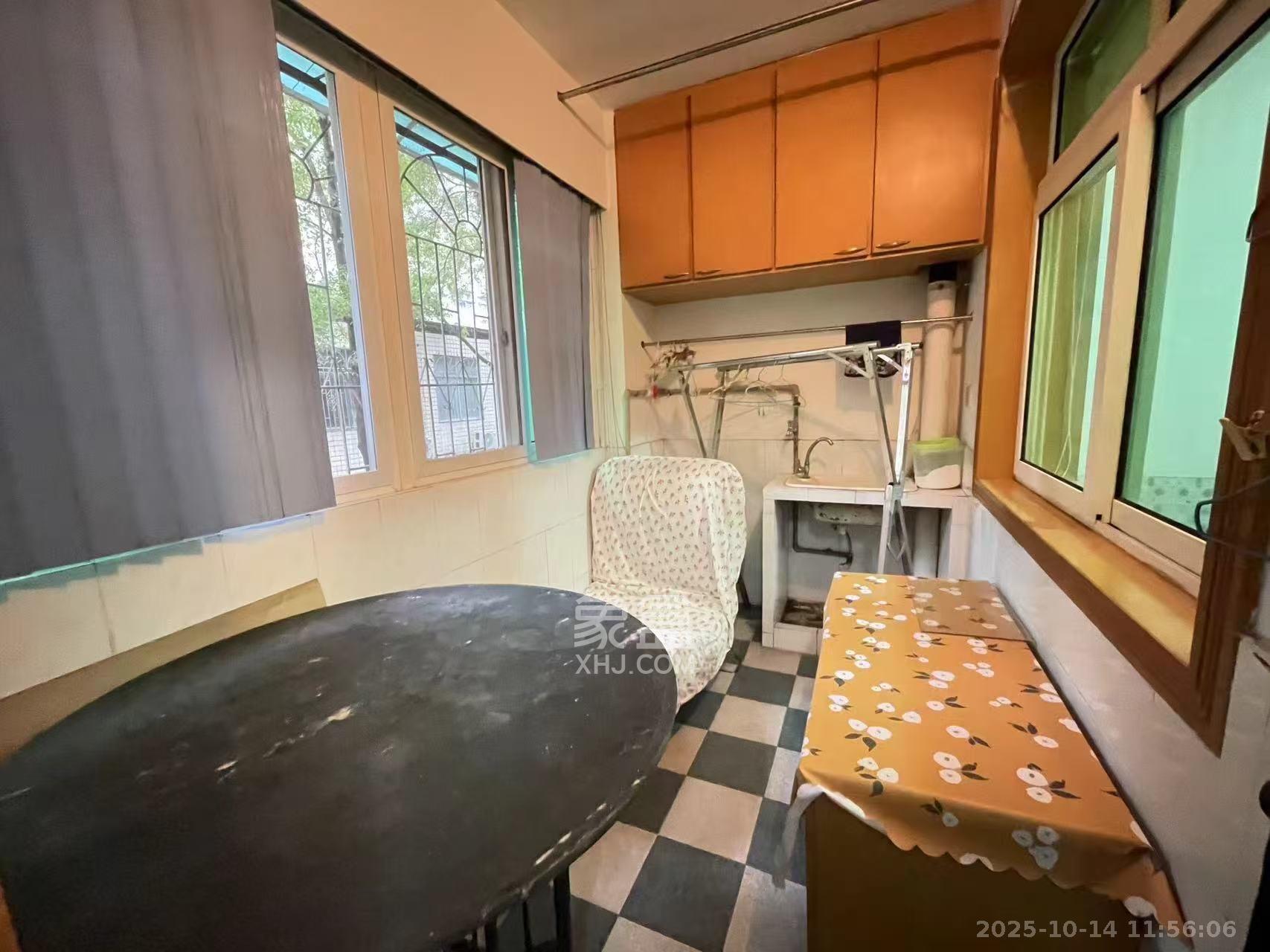 天心物业  2室1厅1卫    1550.0元/月 天心物业  2室1厅1卫    1550.0元/月室内图