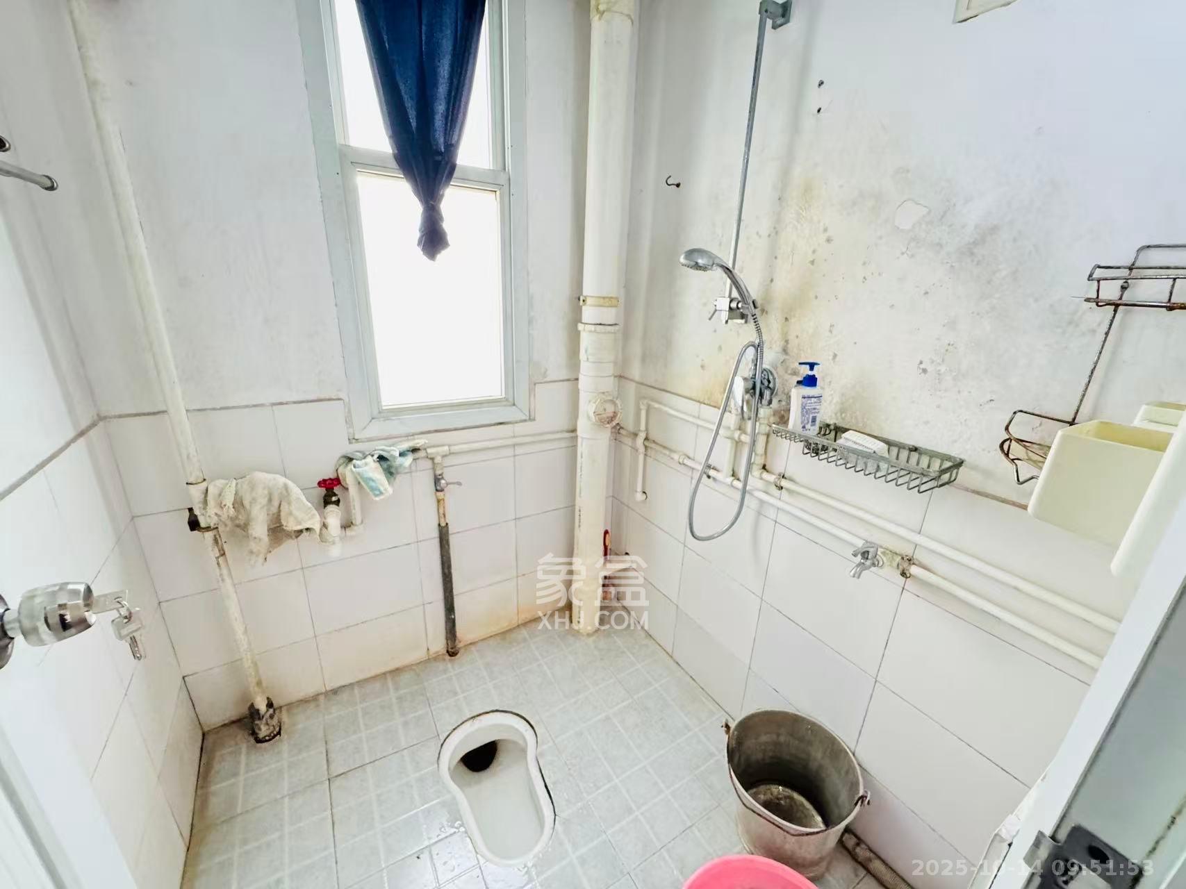 涂家冲社区(涂新小区、农商银行宿舍) 2室1厅1卫 1500.0元/月 涂家冲社区(涂新小区、农商银行宿舍) 2室1厅1卫 1500.0元/月室内图