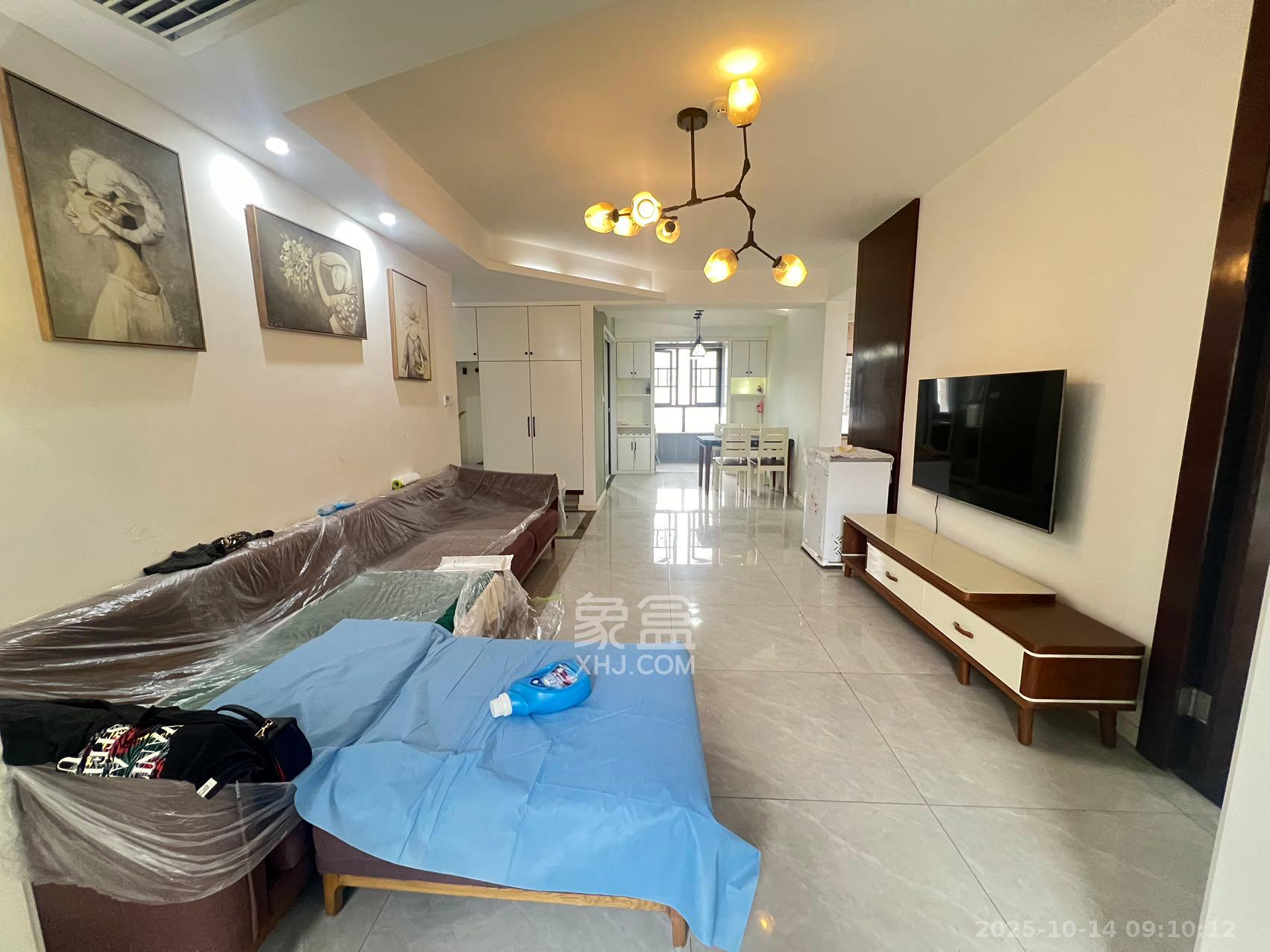 金地格林公馆 3室2厅2卫 3400.0元/月 金地格林公馆 3室2厅2卫 3400.0元/月室内图