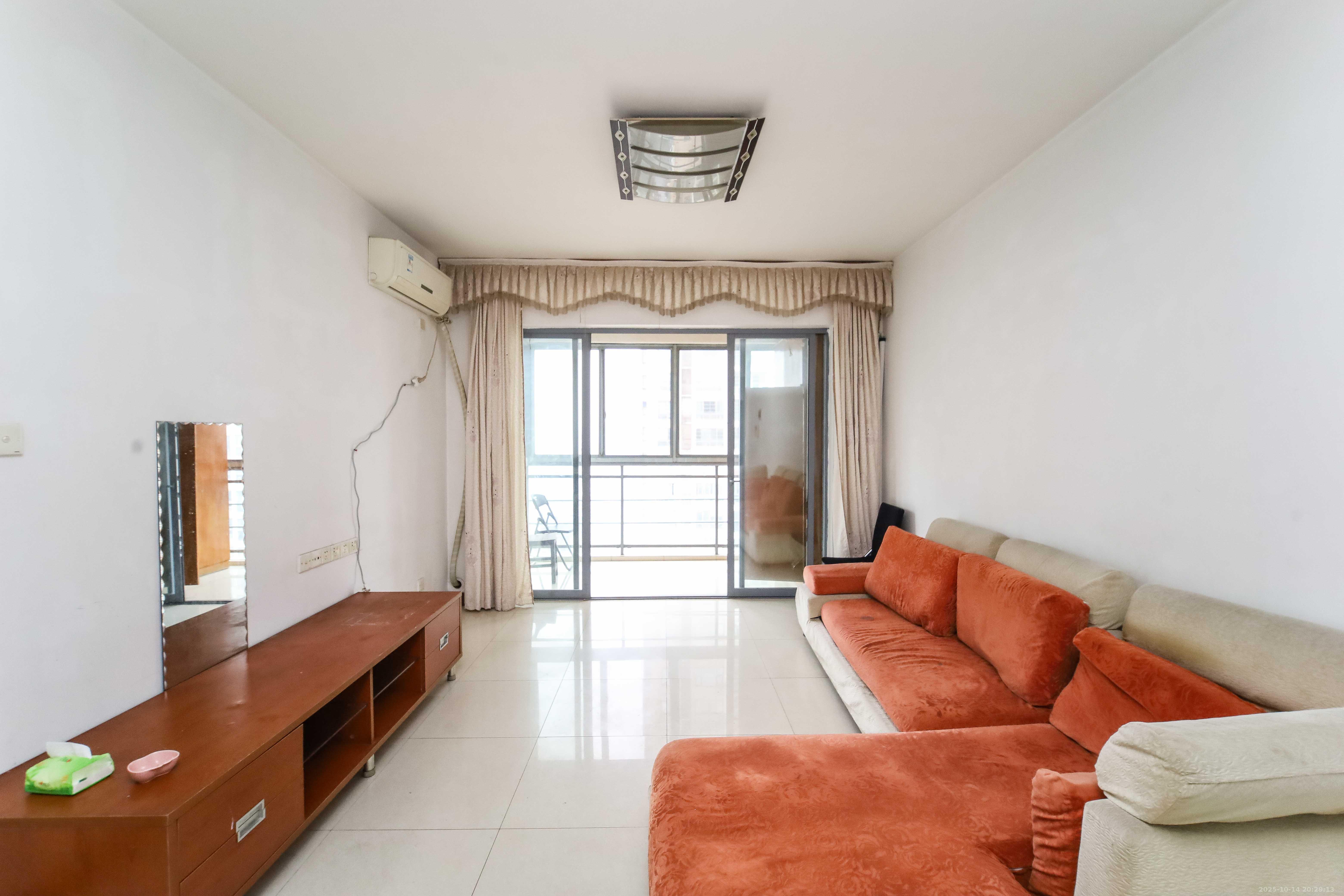 银港水晶城  2室2厅1卫    68.0万