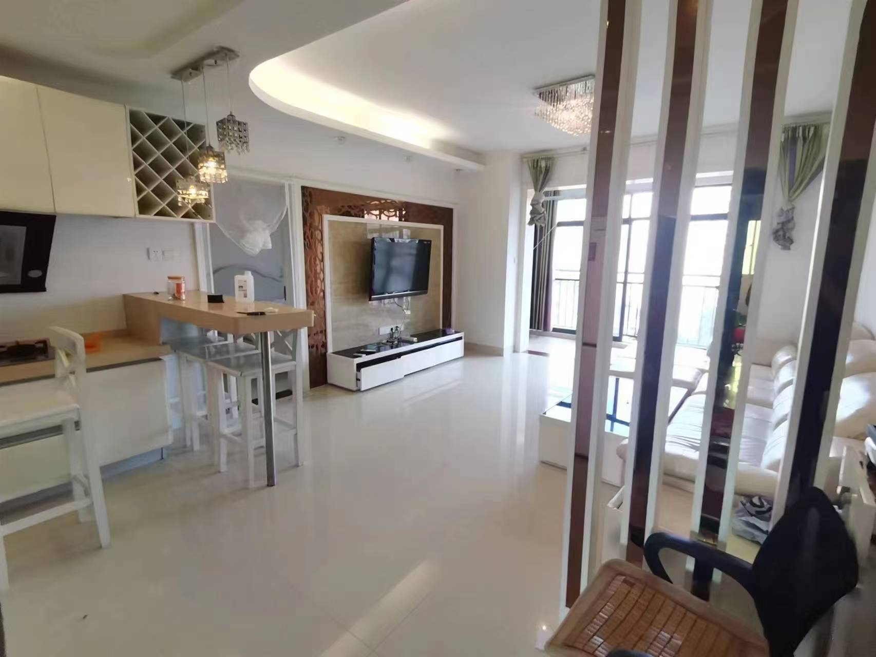 华丰大厦 1室2厅1卫 2000.0元/月 华丰大厦 1室2厅1卫 2000.0元/月室内图