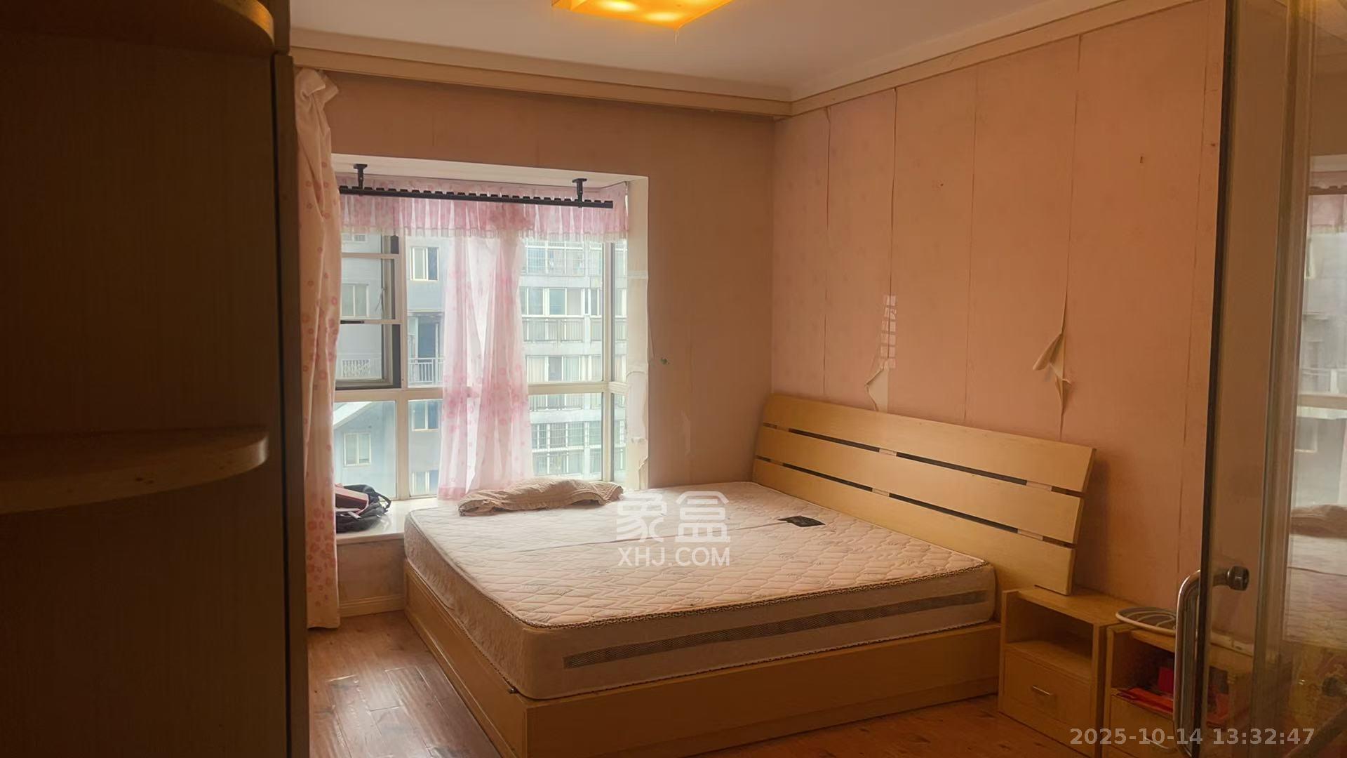 柠檬丽都 3室2厅1卫 2400.0元/月 柠檬丽都 3室2厅1卫 2400.0元/月室内图