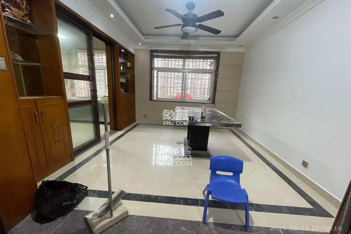 黎郡新宇熙春园 4室2厅2卫 2800.0元/月 黎郡新宇熙春园 4室2厅2卫 2800.0元/月室内图