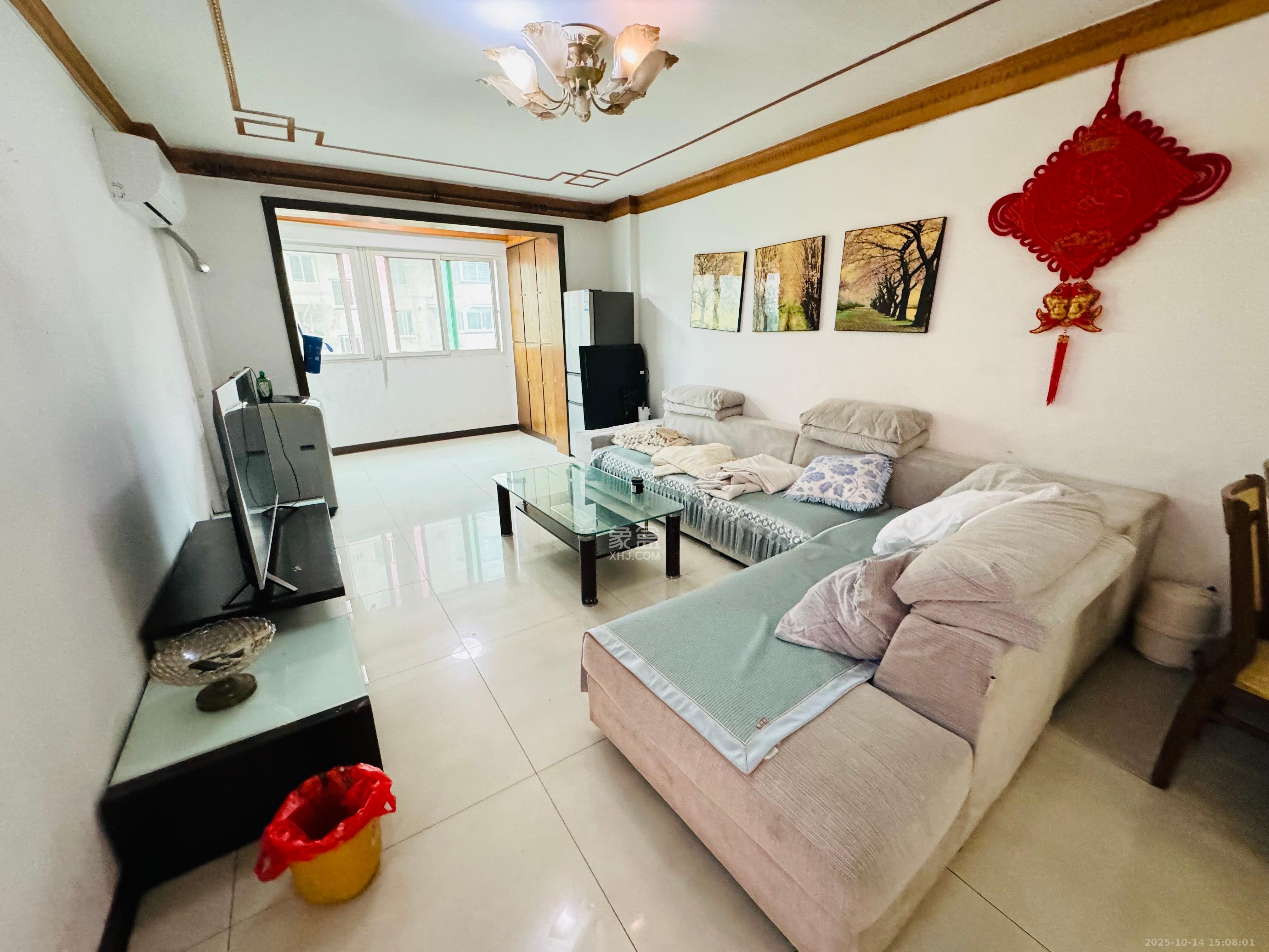 今利园 2室2厅1卫 1400.0元/月 今利园 2室2厅1卫 1400.0元/月室内图