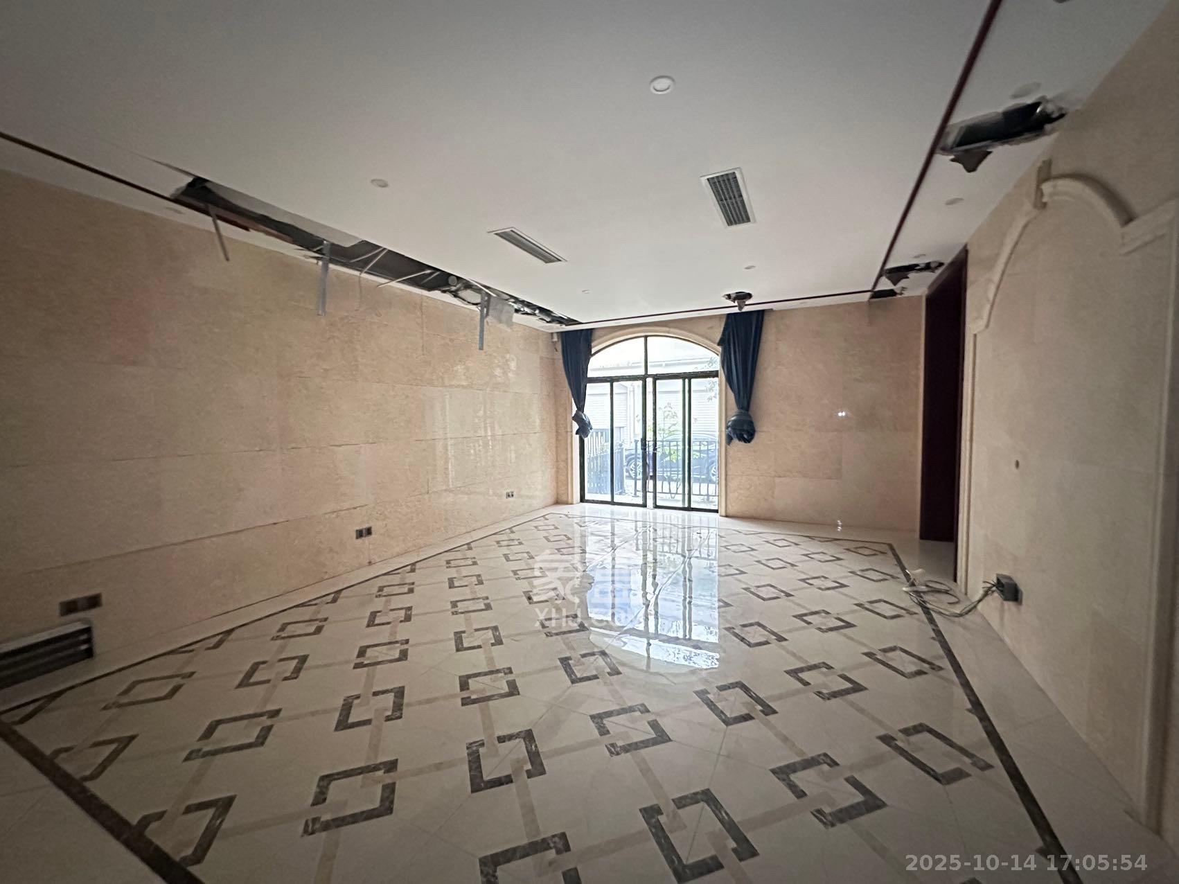 归心苑  4室2厅3卫    13000.0元/月 归心苑  4室2厅3卫    13000.0元/月室内图